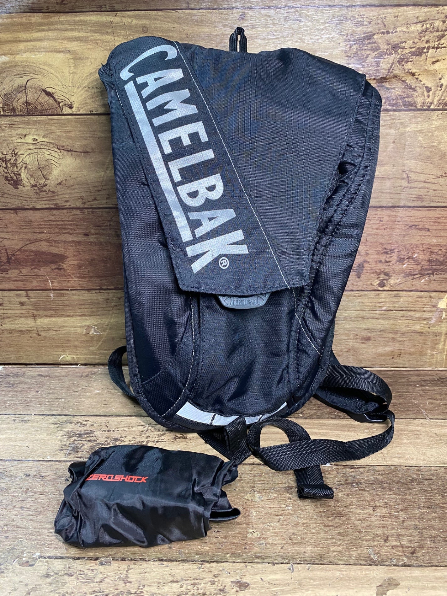 IF291 キャメルバック CAMELBAK HYDROBAK リュック バックパック 黒