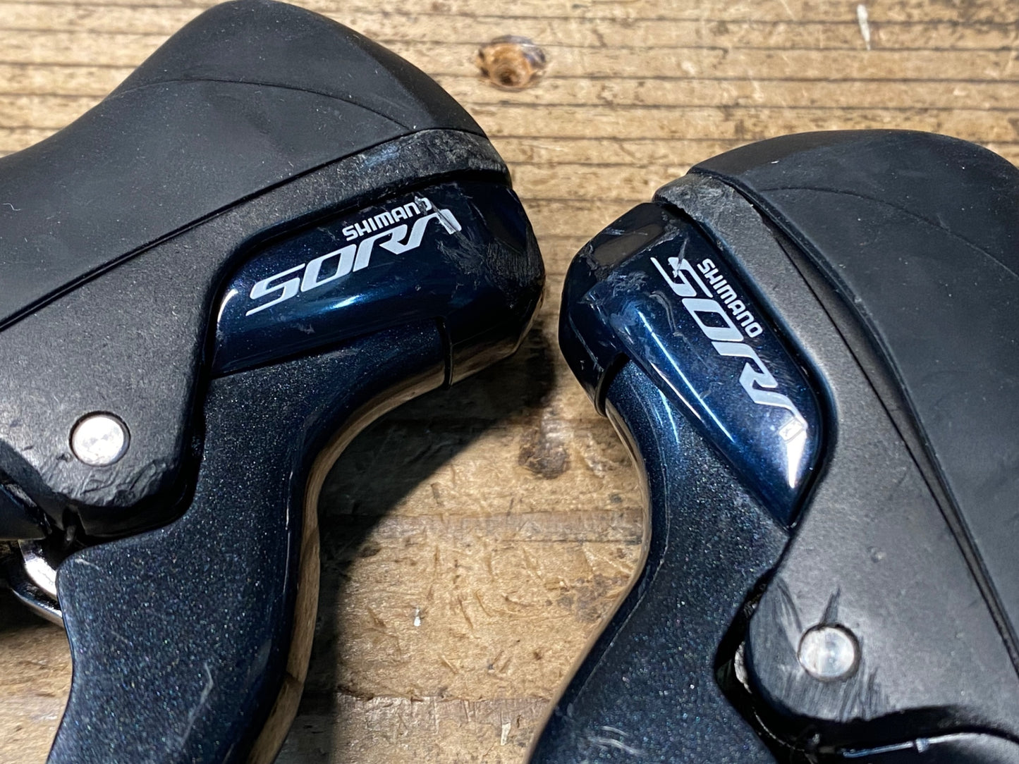 JD596 シマノ SHIMANO ソラ SORA ST-R3000 STIレバー 2x9S ※空打ちのためジャンク