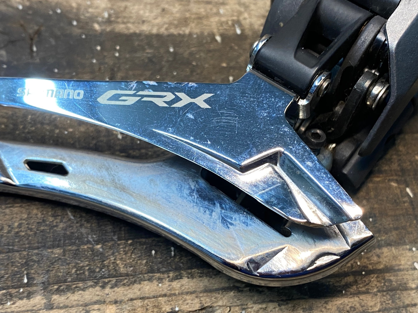 IR738 シマノ SHIMANO GRX FD-RX815 フロントディレイラー Di2 電動