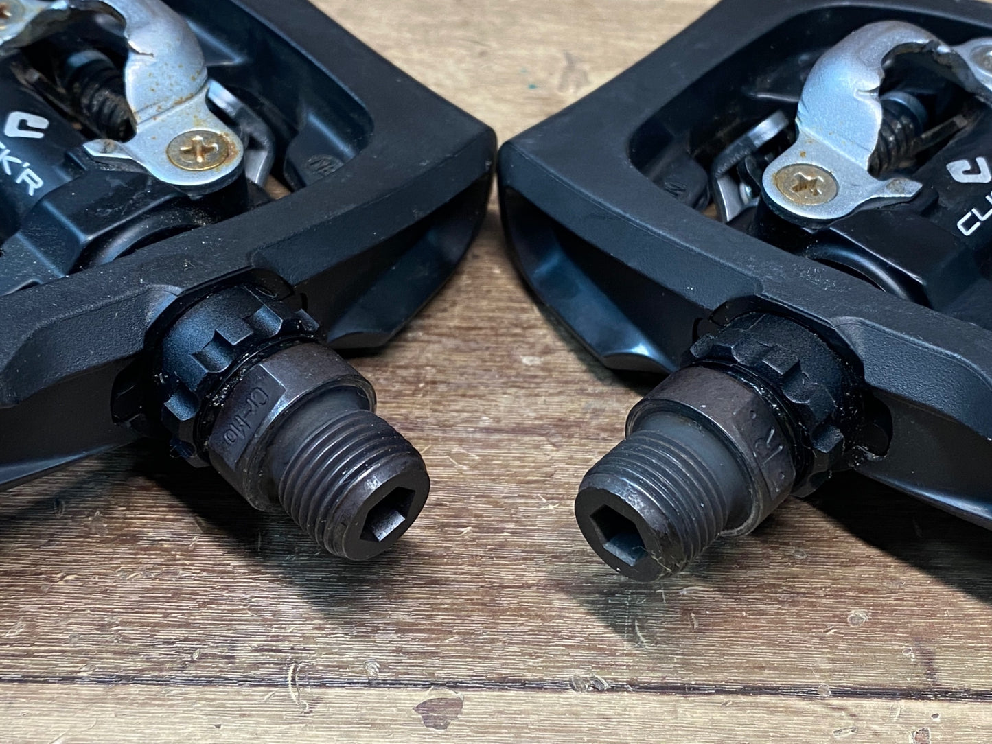 ID888 シマノ SHIMANO PD-T400 SPD ビンディングペダル 黒