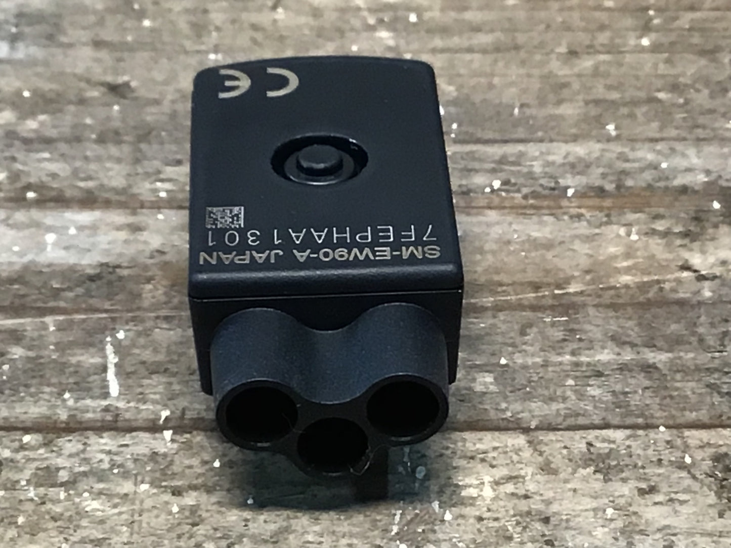 IP392 シマノ SHIMANO SM-EW90-A ジャンクション A 3ポート Di2 電動