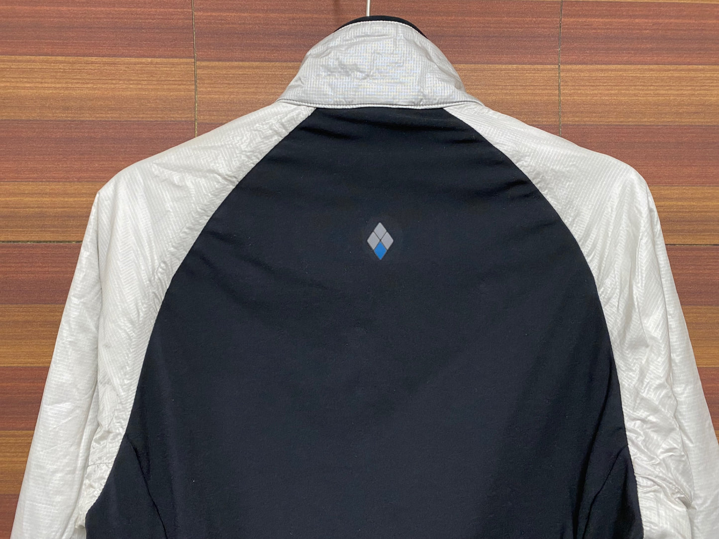 IP339 モンベル mont-bell 長袖 サイクルジャケット 中綿 白 XS
