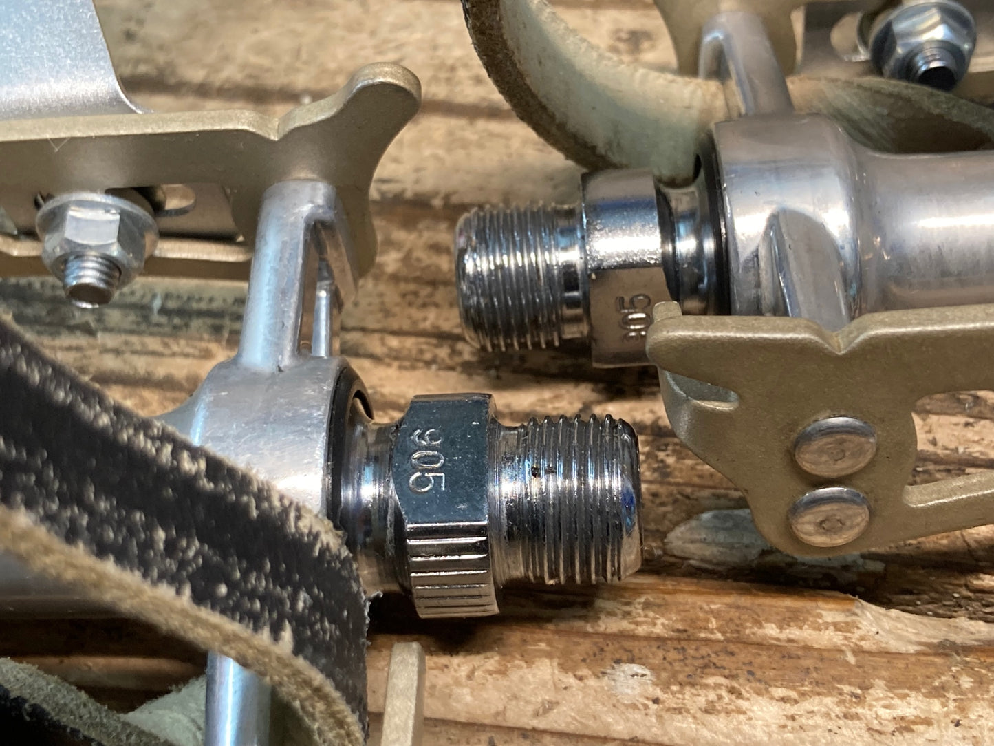 IQ926 三ヶ島 MKS SYLVAN トークリップ フラットペダル zefal製ストラップ