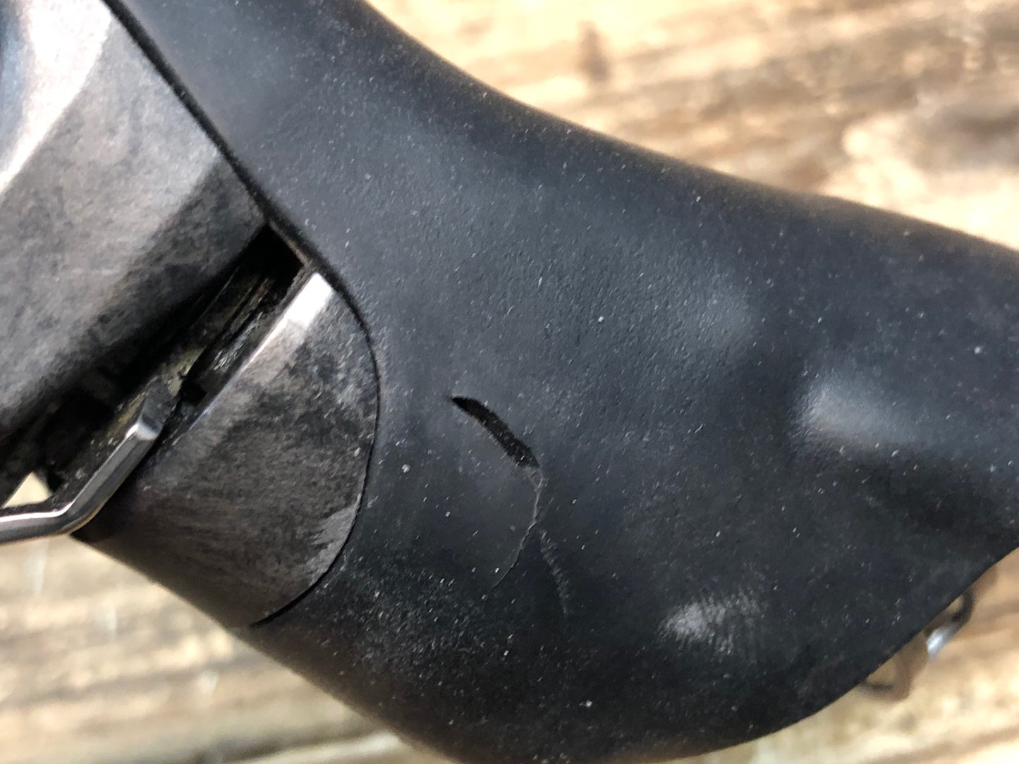 IV455 シマノ SHIMANO デュラエース DURA-ACE ST-9001 STIレバー 2×11S ※非純正フード