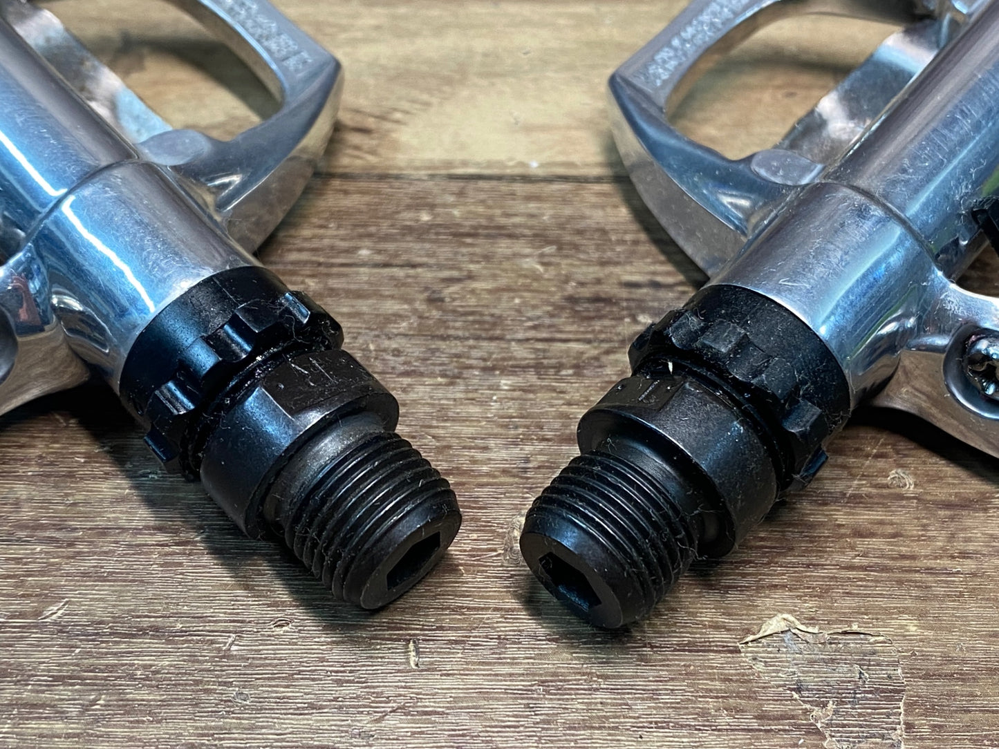 IM329 シマノ SHIMANO PD-A520 ビンディングぺダル SPD シルバー