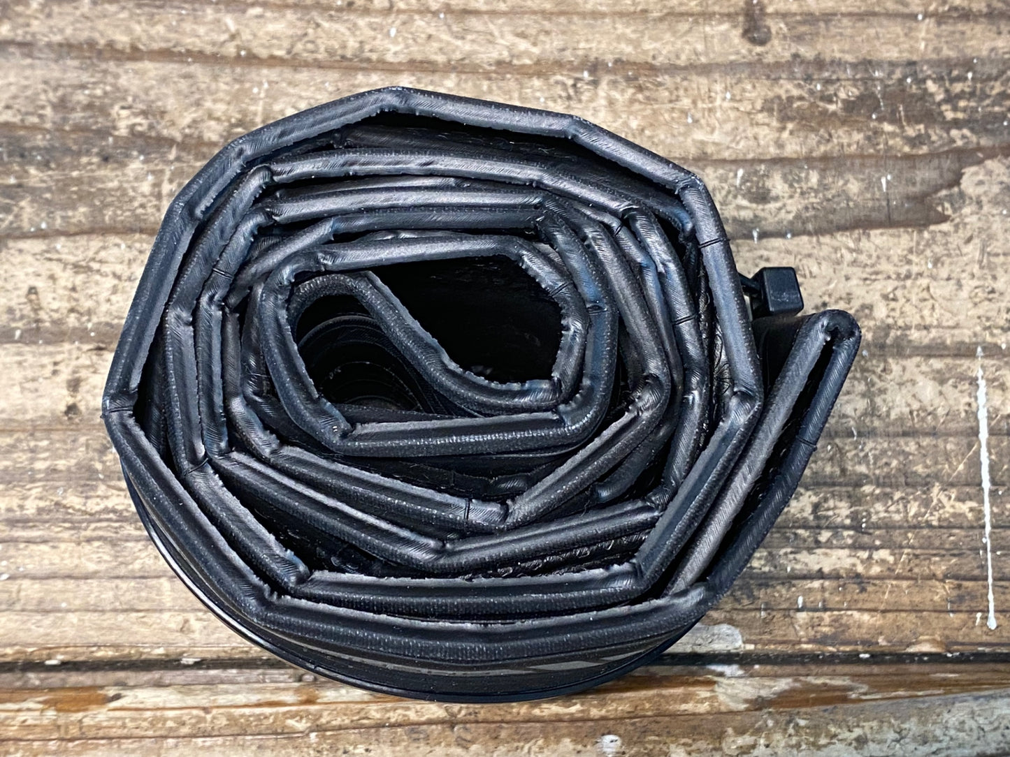 IR405 アメリカンクラシック AMERICAN CLASSIC TIMEKEEPER ULTRALIGHT ROAD TIRE クリンチャータイヤ 700x25c 黒