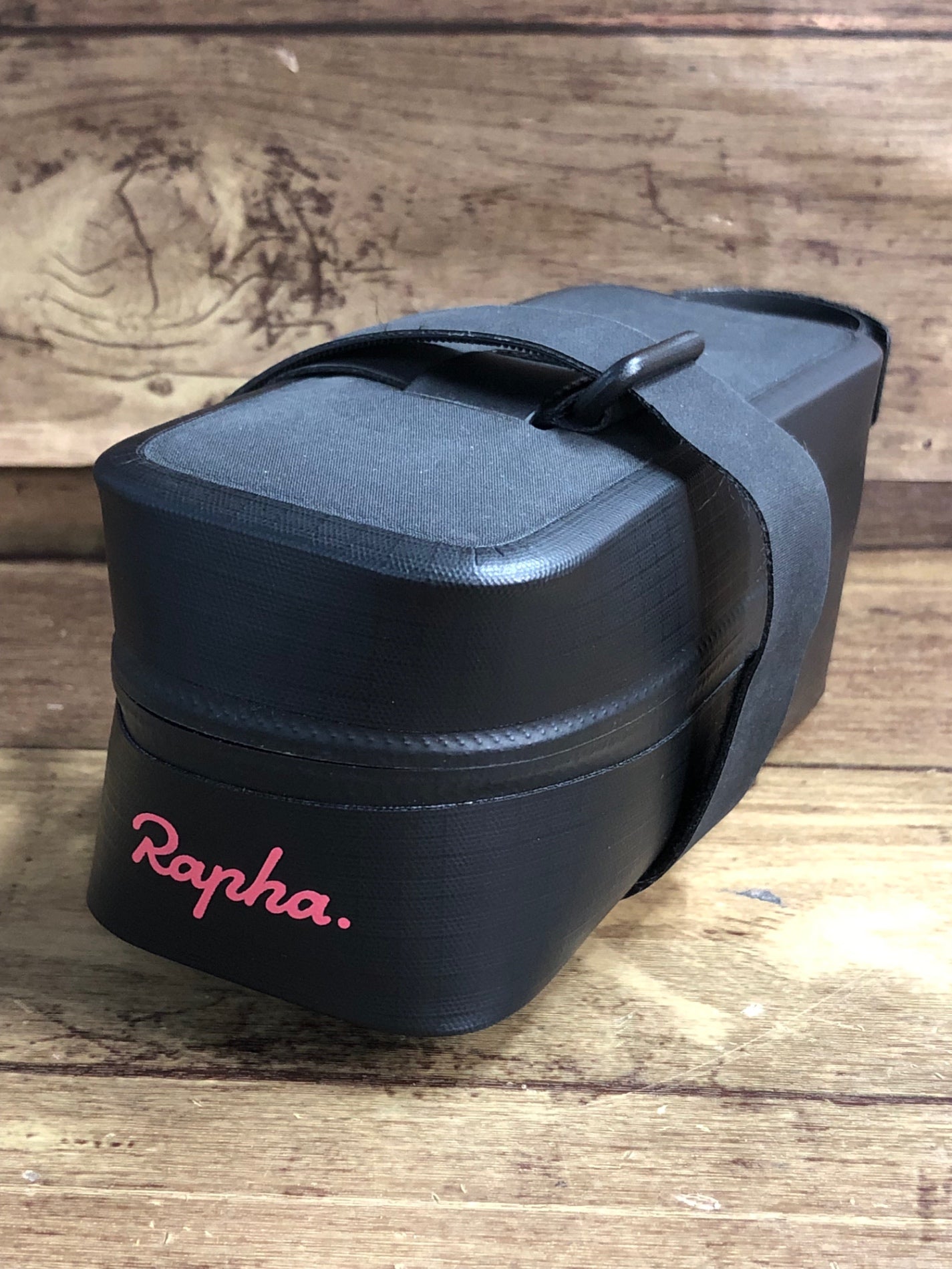 HU611 ラファ Rapha WATERPROOF SADDLE BAG S サドルバッグ 黒