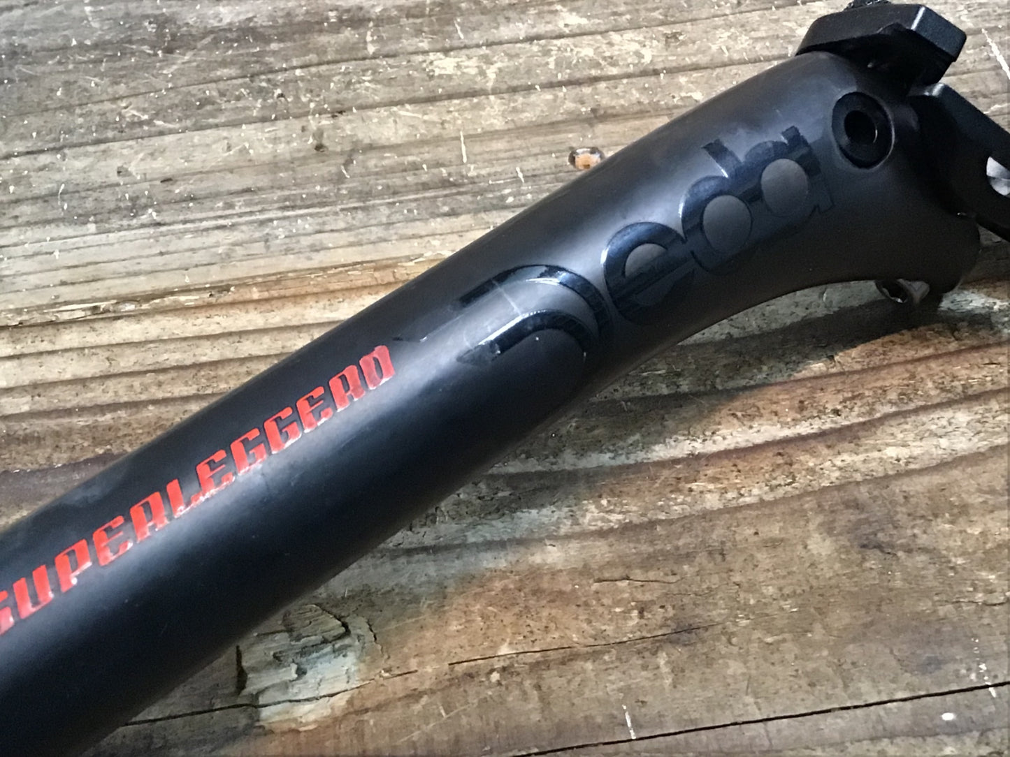 IN839 デダ DEDA SUPERLEGGERO カーボン シートポスト Φ31.6mm 実測約220mm ※カット済