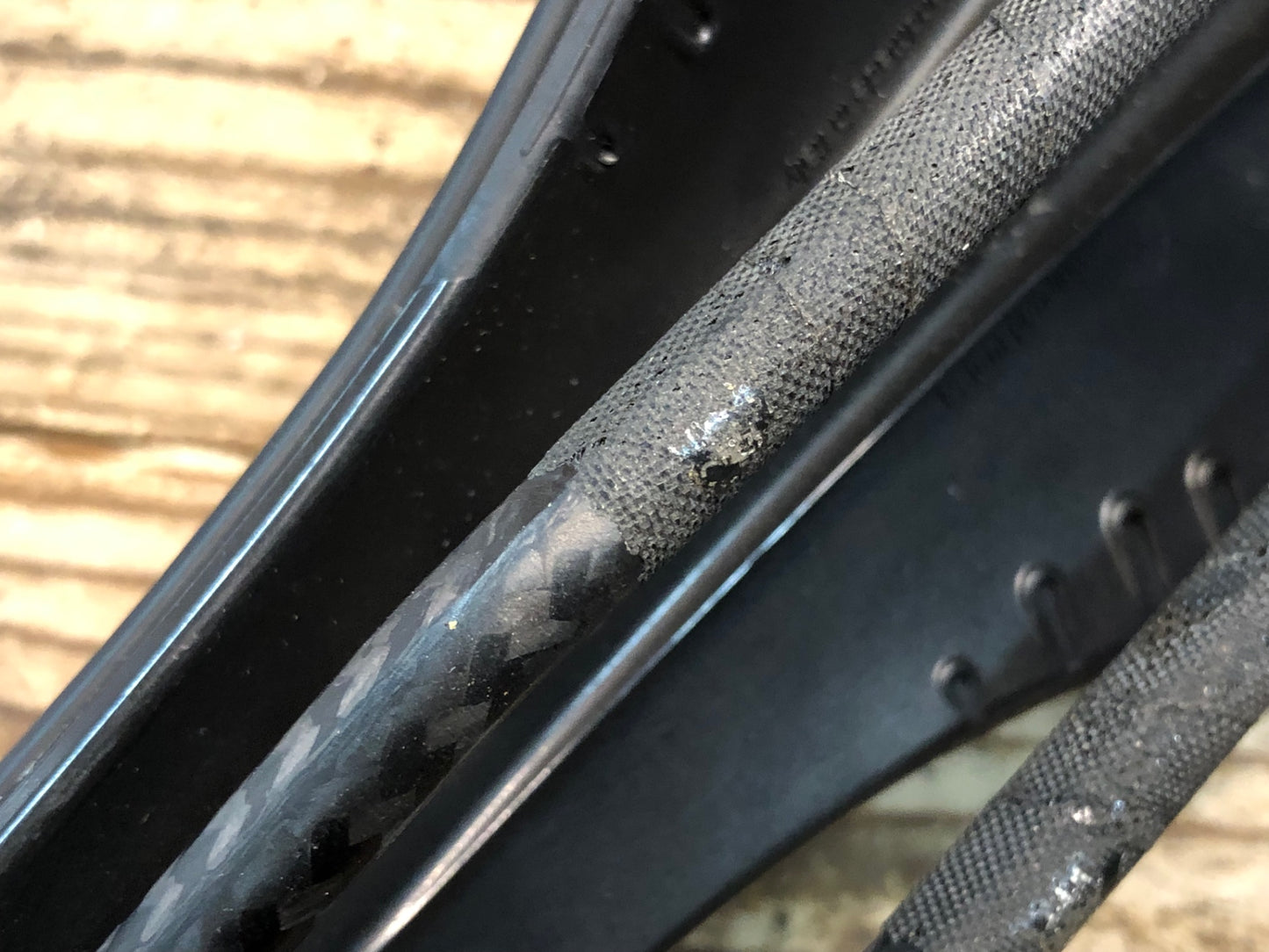 IZ081 フィジーク fizik ARIONE R1 VERSUS EVO サドル 黒 カーボンレール ※プレート欠品