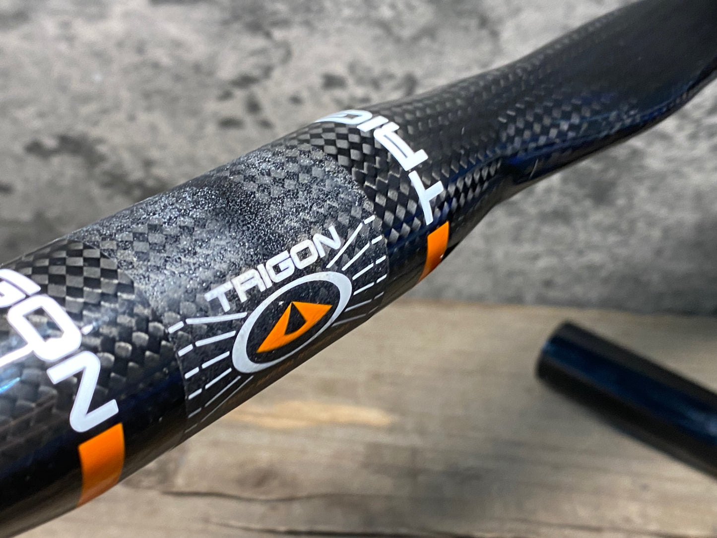 JA305 トライゴン TRIGON カーボン ドロップハンドル 400mm(エンドC-C) Φ31.8