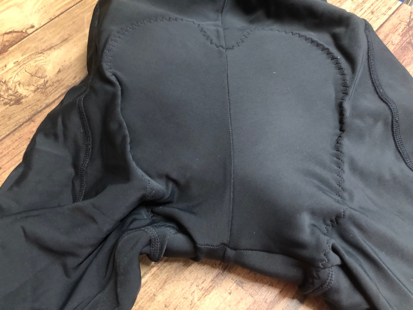IP245 パールイズミ PEARL iZUMi レーサータイツ 黒 L