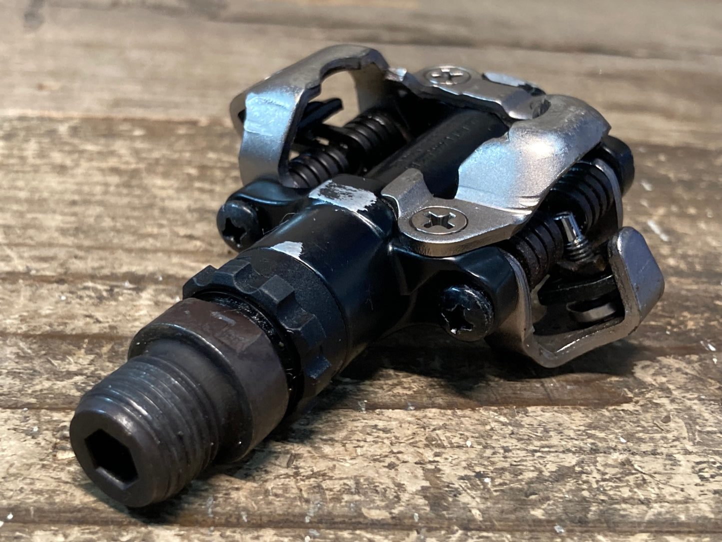 IP717 シマノ SHIMANO PD-M520 ビンディングぺダル SPD 軸回転スムース