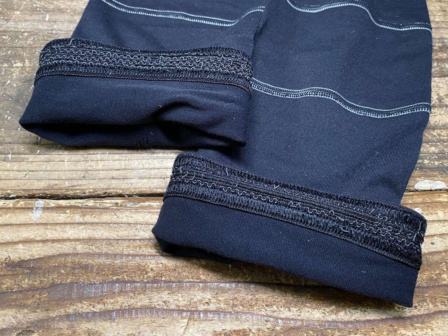 IX176 エチュオンド ETXEONDO ニーウォーマー 黒 M