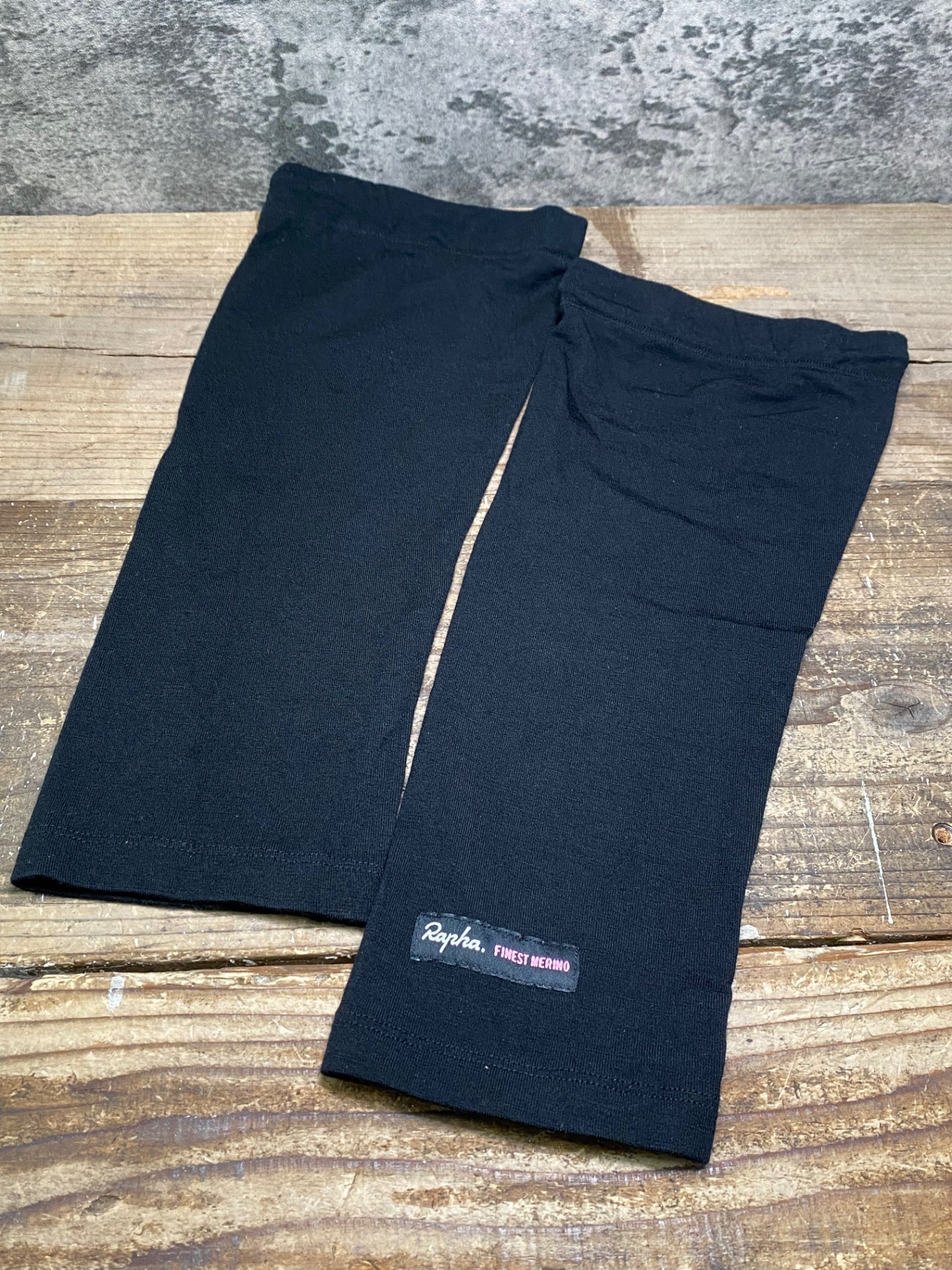 IS728 ラファ Rapha ニーウォーマー 黒 S