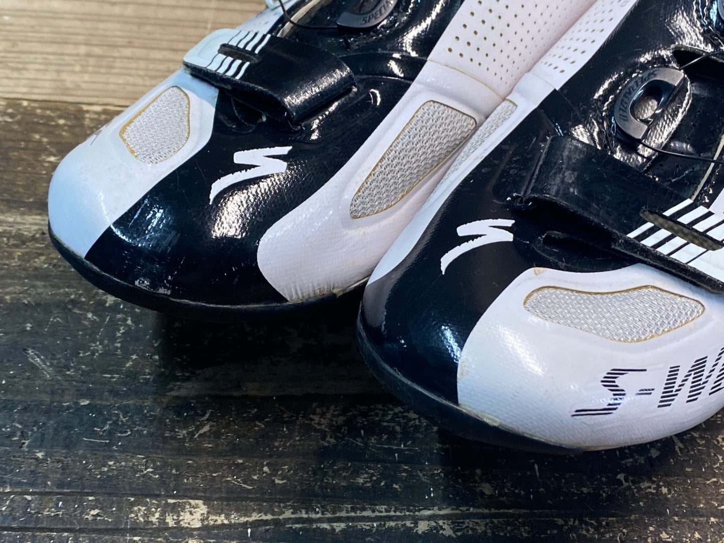 IZ440 スペシャライズド SPECIALIZED S-WORKS Rd ビンディングシューズ 3穴 白 黒 EU40 SL FOOTBET +RED スピードプレイクリート