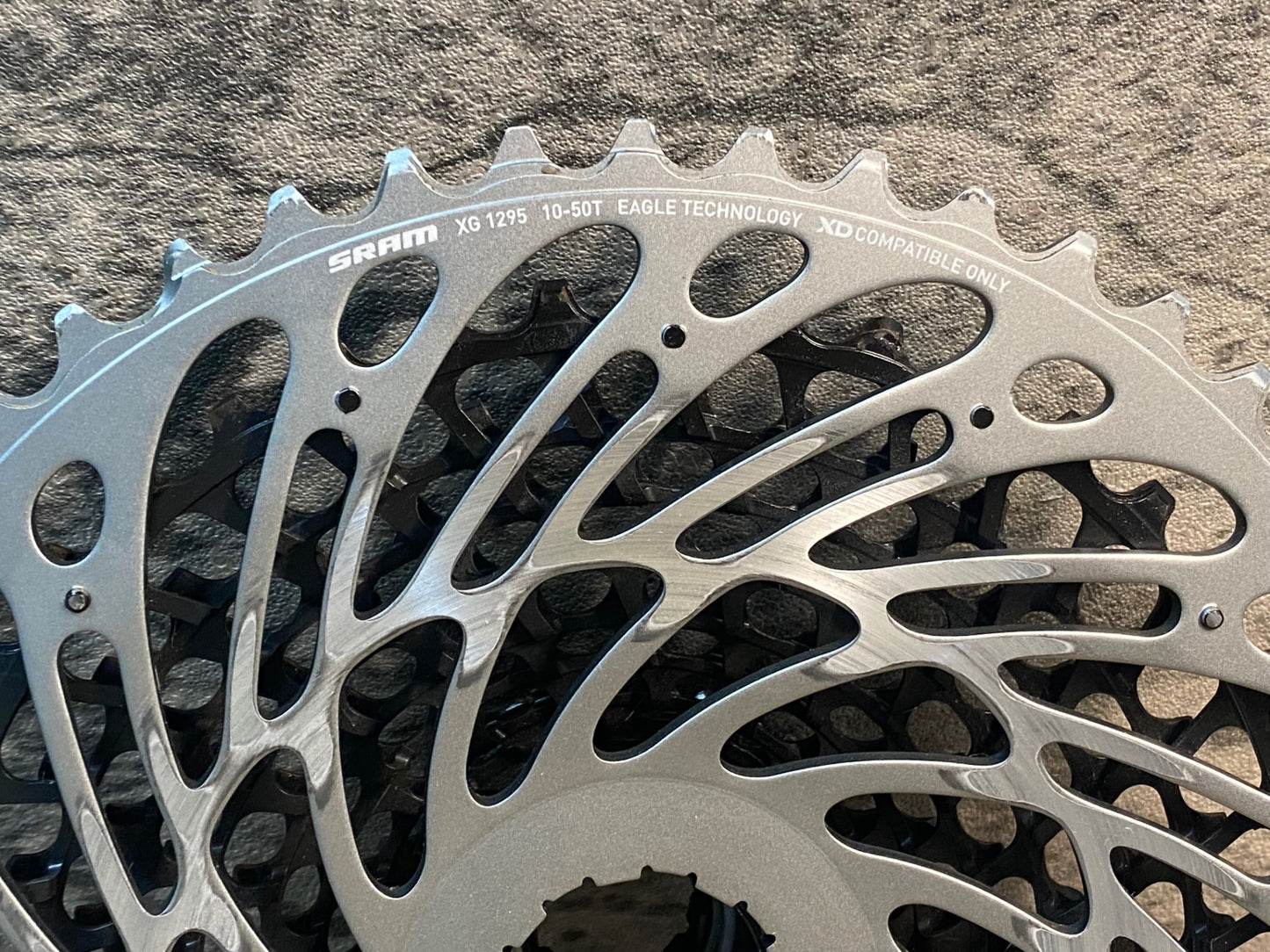 JA472 スラム SRAM X01 EAGLE XG1295 スプロケット 11-50T 12S