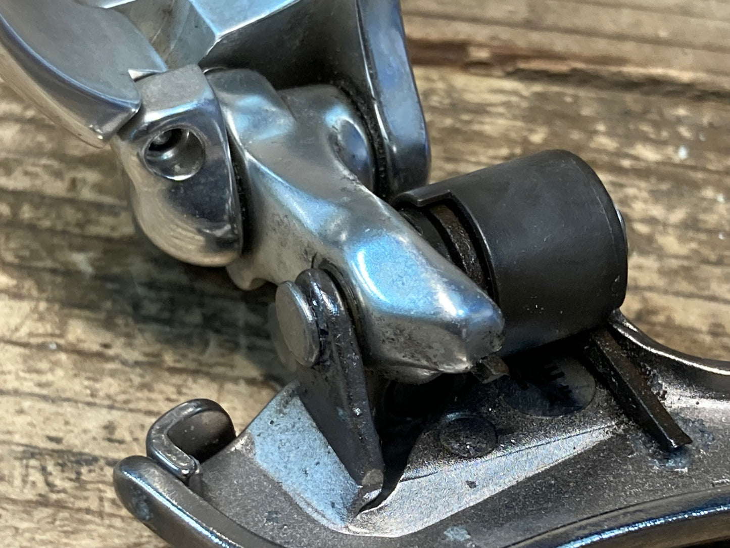 IB681 シマノ SHIMANO デュラエース DURA-ACE FD-7700 フロントディレイラー 2S