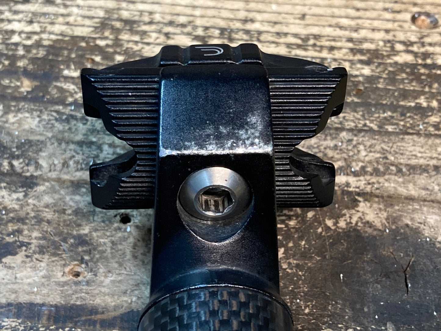 IH005 デダ DEDA MAGIC stick カーボン シートポスト Φ31.6 300mm