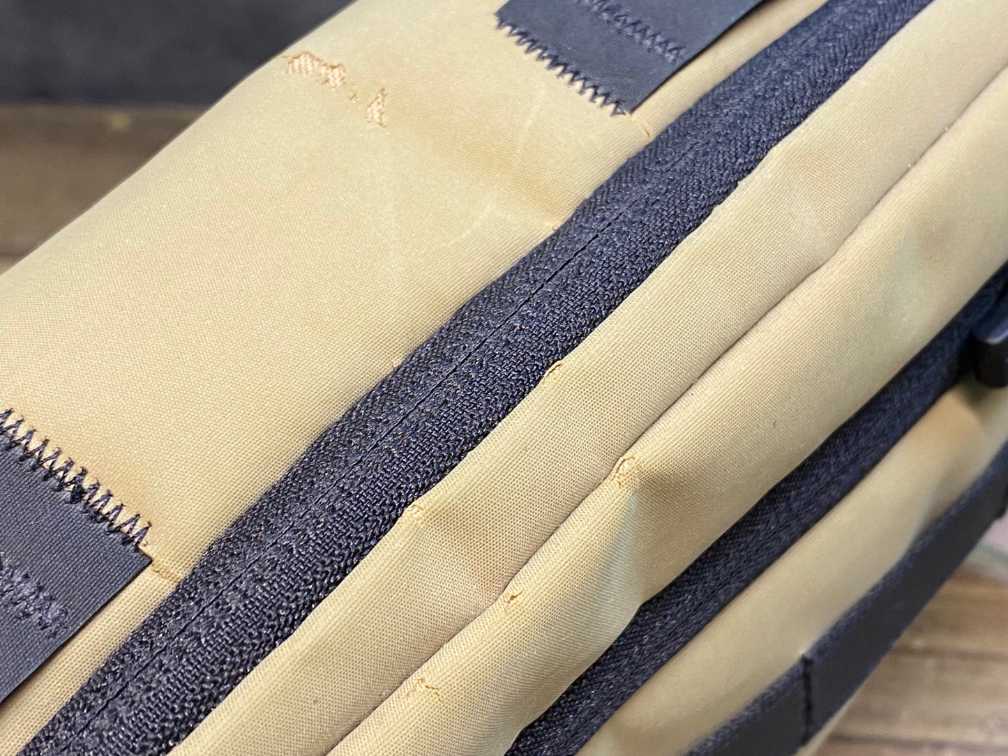JD744 ラファ Rapha BAR BAG ハンドルバーバッグ カーキ