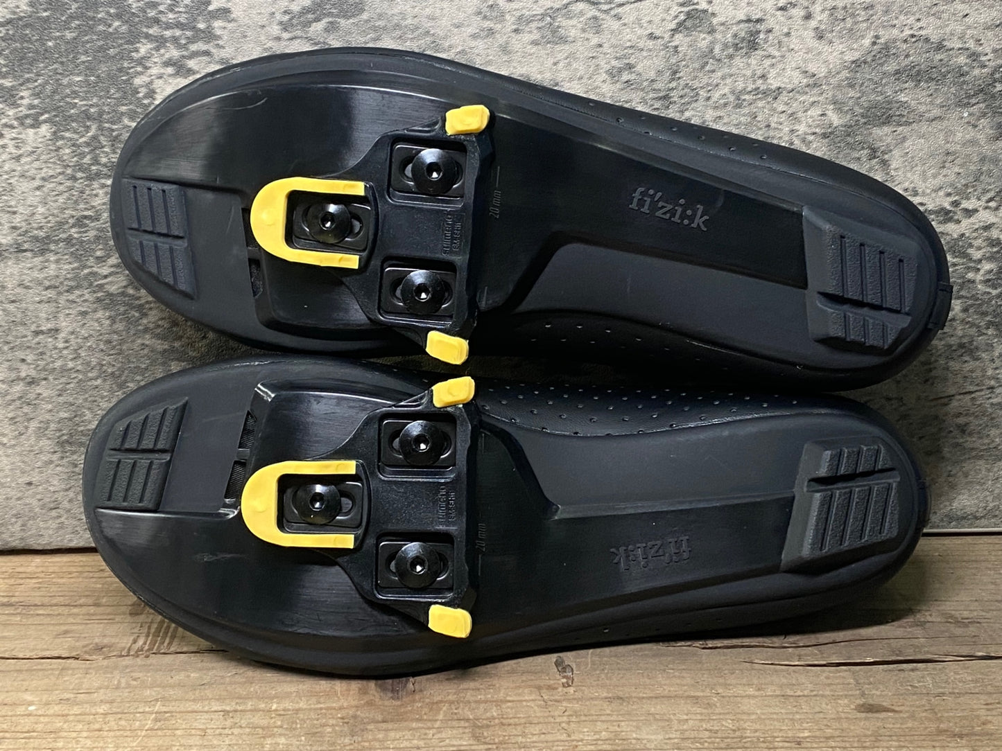 IO808 フィジーク FIZIK VENTO OMNA ビンディングシューズ 黒 EU43 SPD-SL