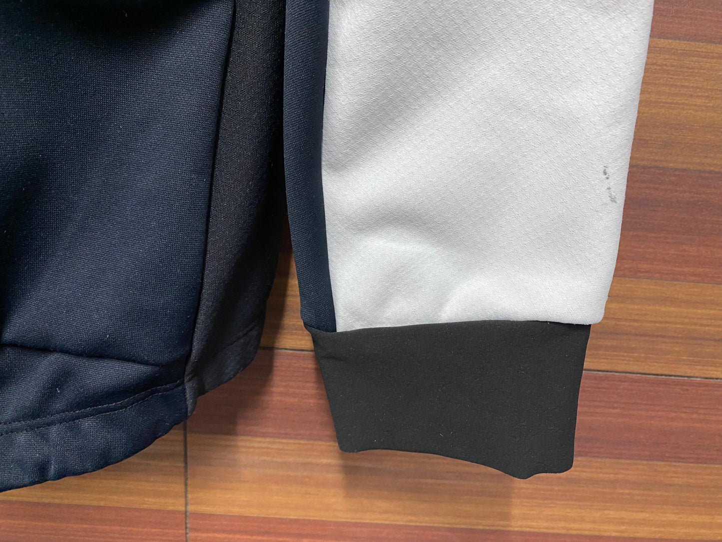 IP289 パールイズミ PEARL iZUMi 長袖 サイクルジャケット 黒 白 L 裏起毛