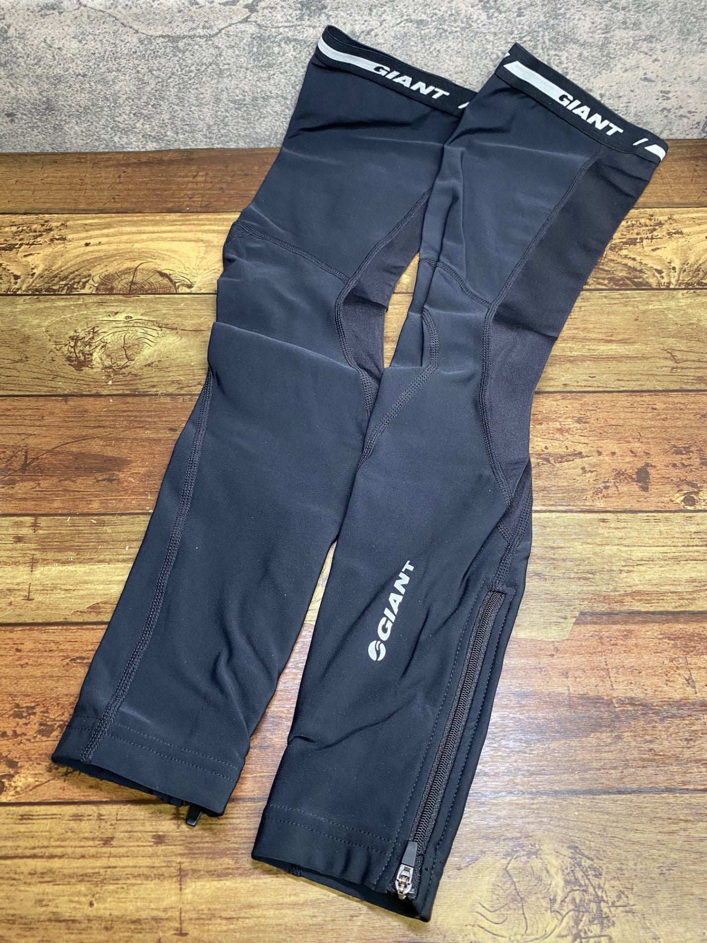IV876 ジャイアント GIANT 3D LEG WARMER レッグウォーマー 黒 S
