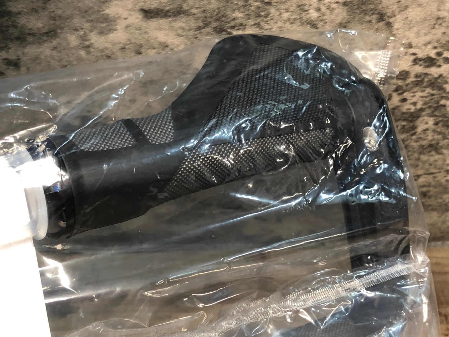 IW148 ジャイアント GIANT ERGO MAX PLUS LOCK-ON GRIP グリップ