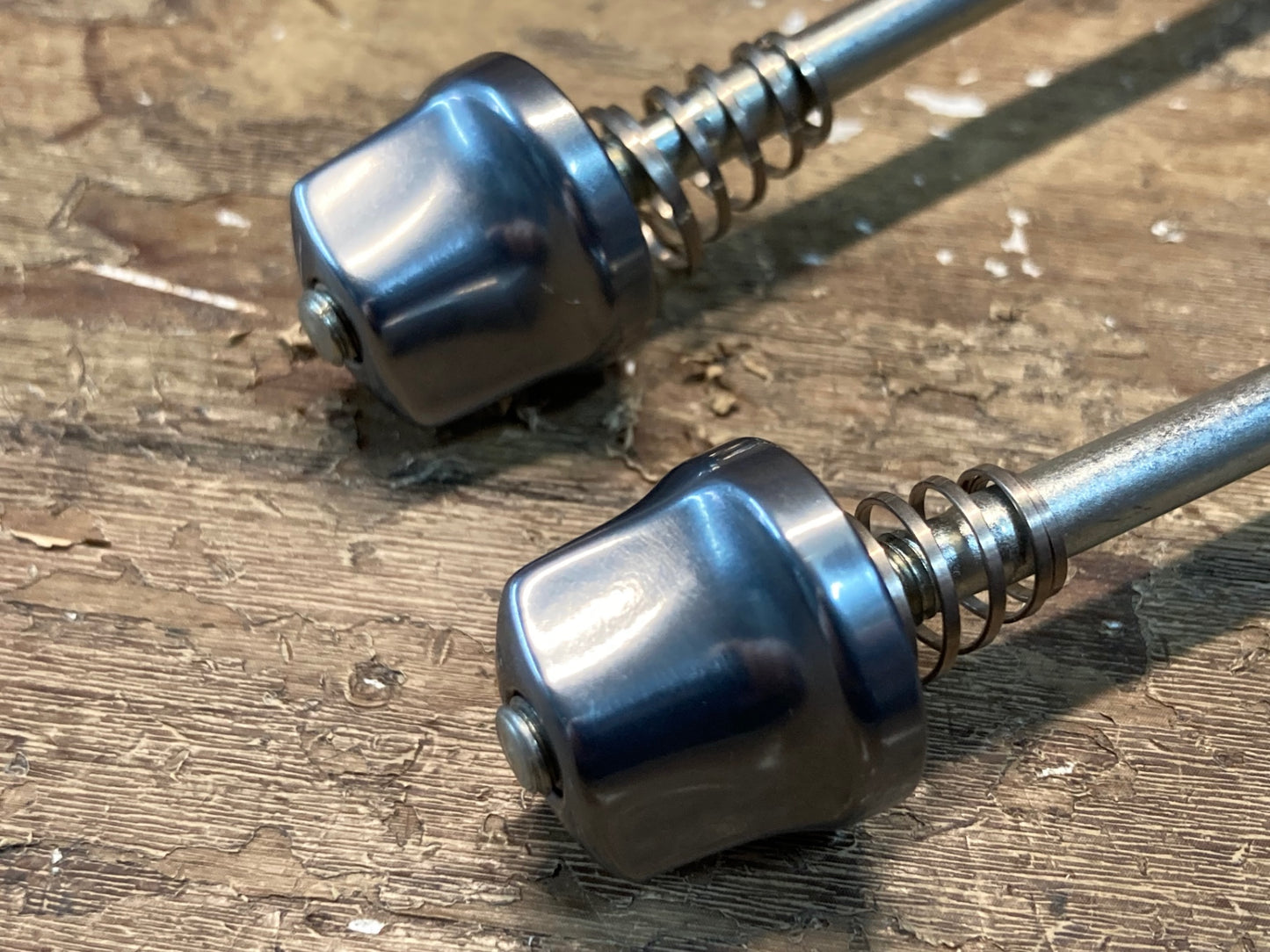IL379 シマノ SHIMANO デュラエース DURA-ACE WH-9000 クイックリリース 未使用