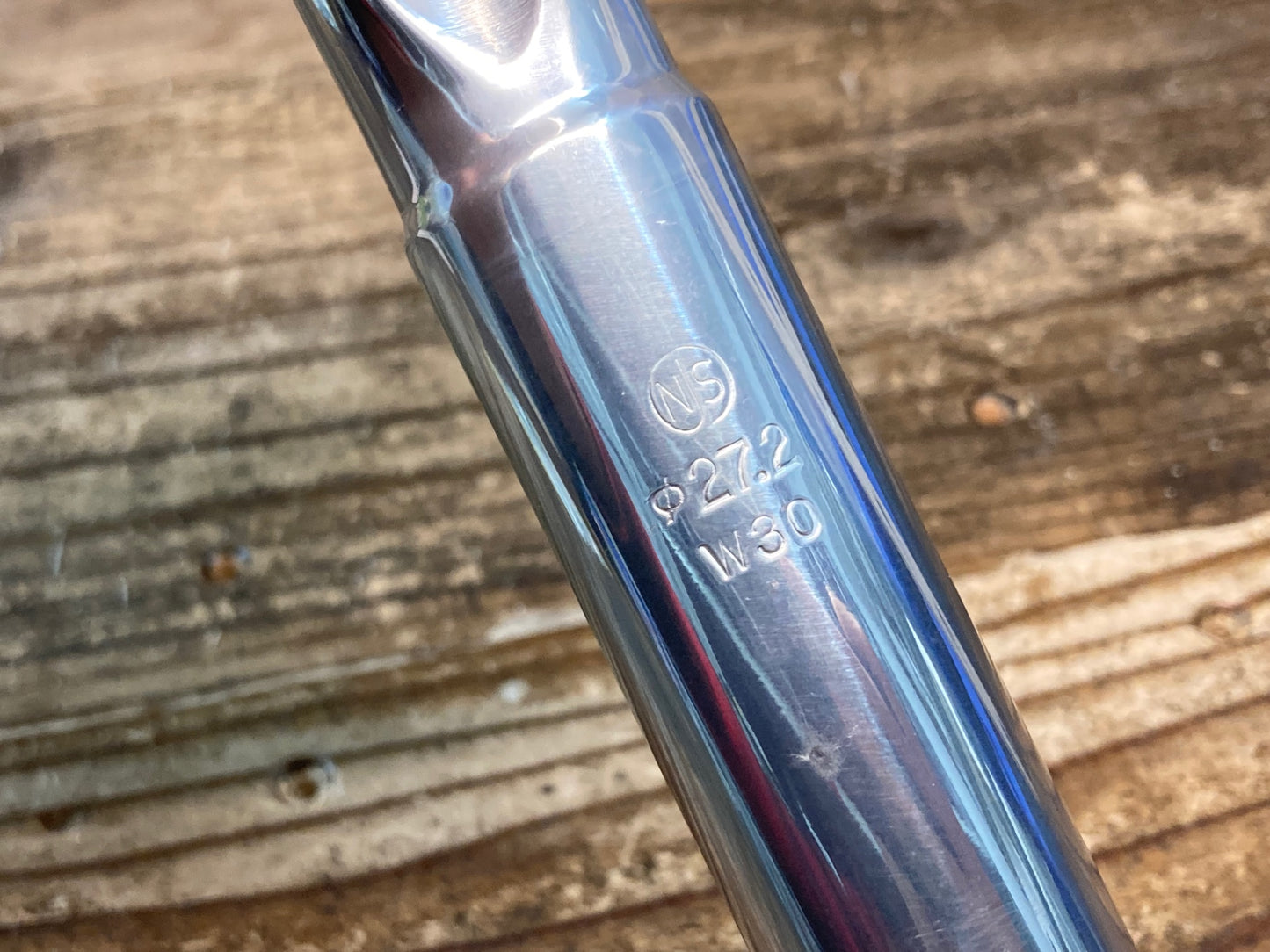 IX012 日東 ニットー NITTO NJ.SP72 アルミシートポスト NJS Φ27.2 210mm