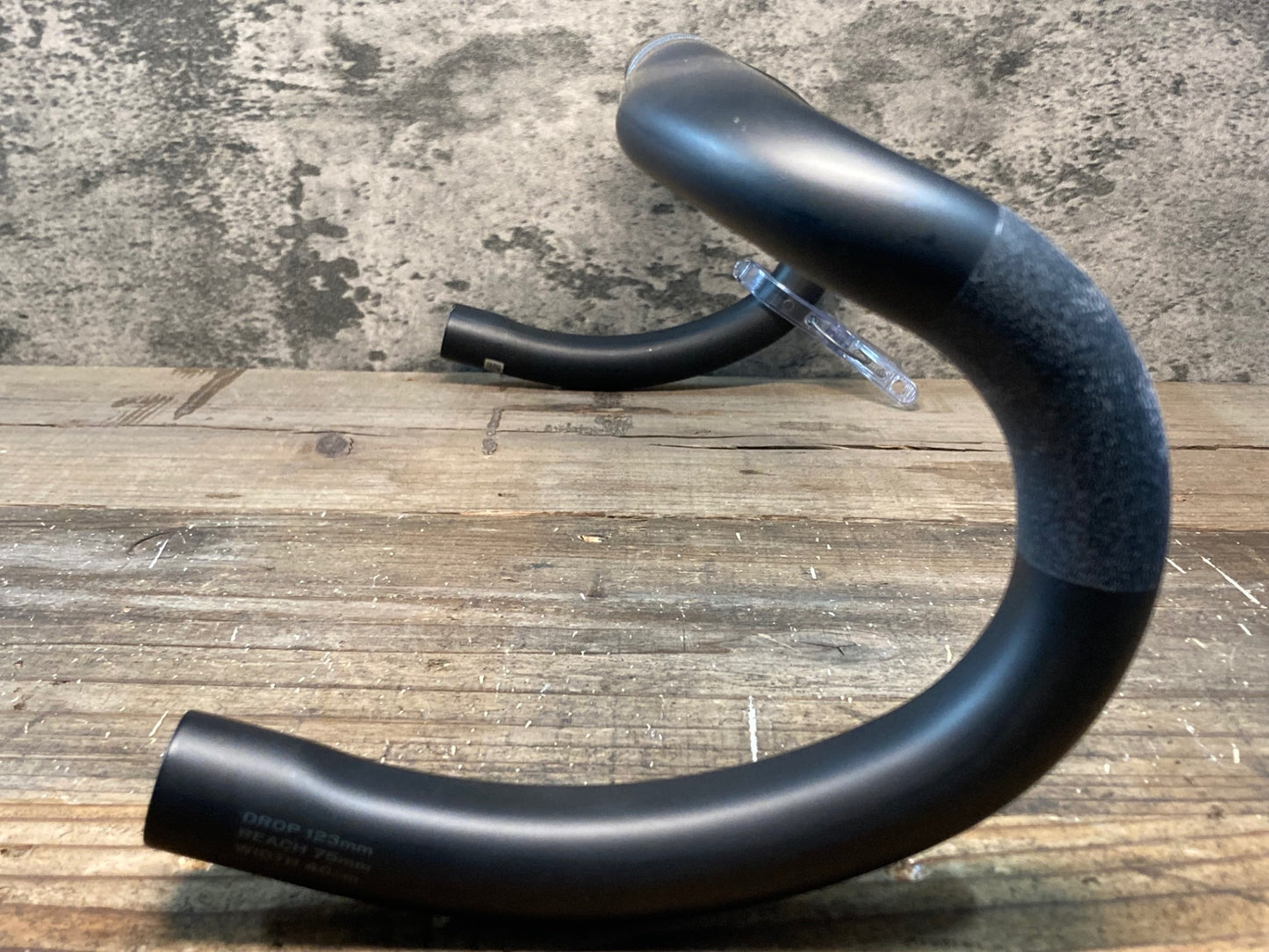 IO297 スペシャライズド SPECIALIZED S-WORKS SHALLOW BEND カーボン ドロップハンドル ブラケットC-C400mm Φ31.8
