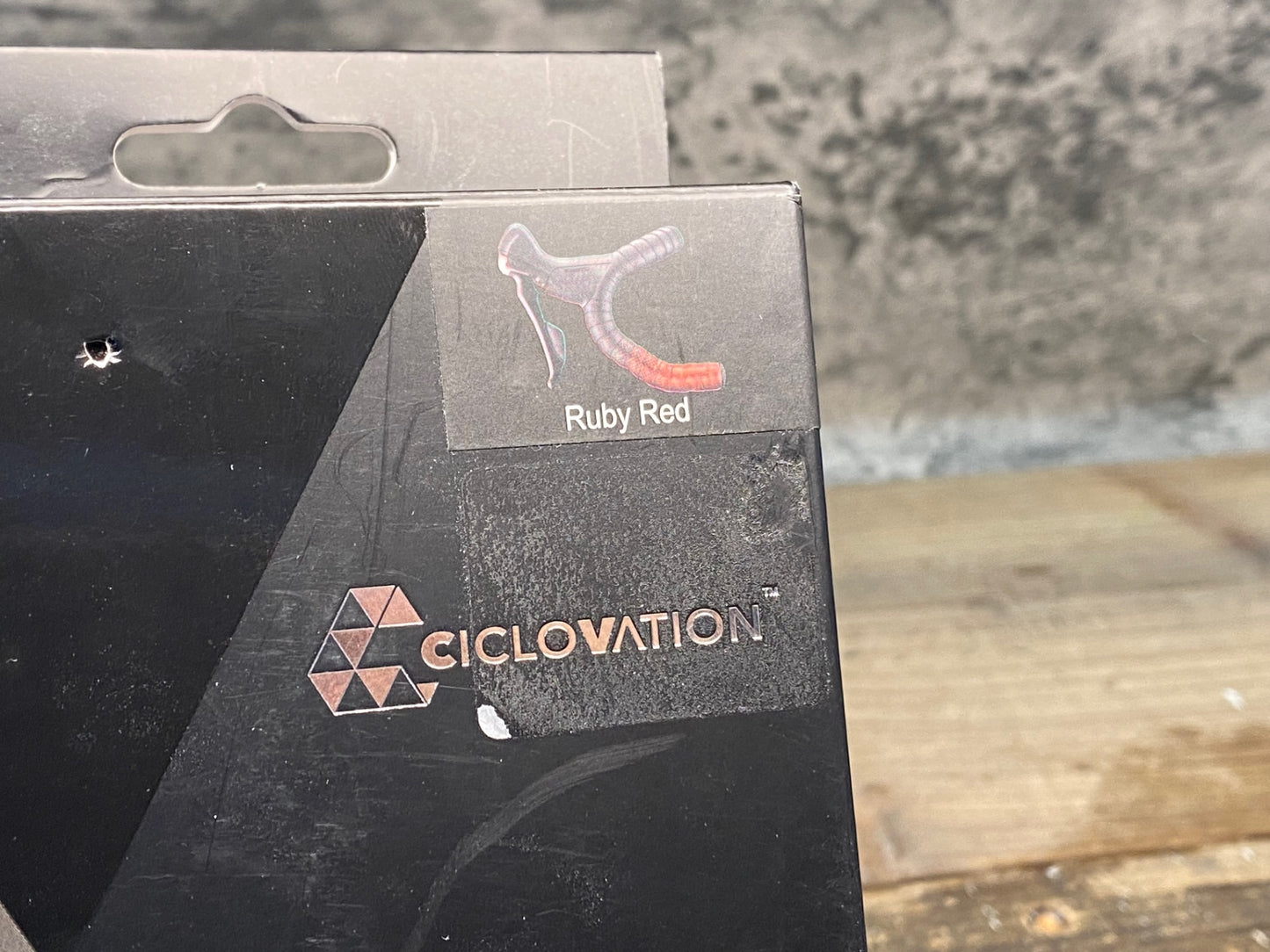 IR662 シクロベーション CICLOVATION バーテープ Ruby Red
