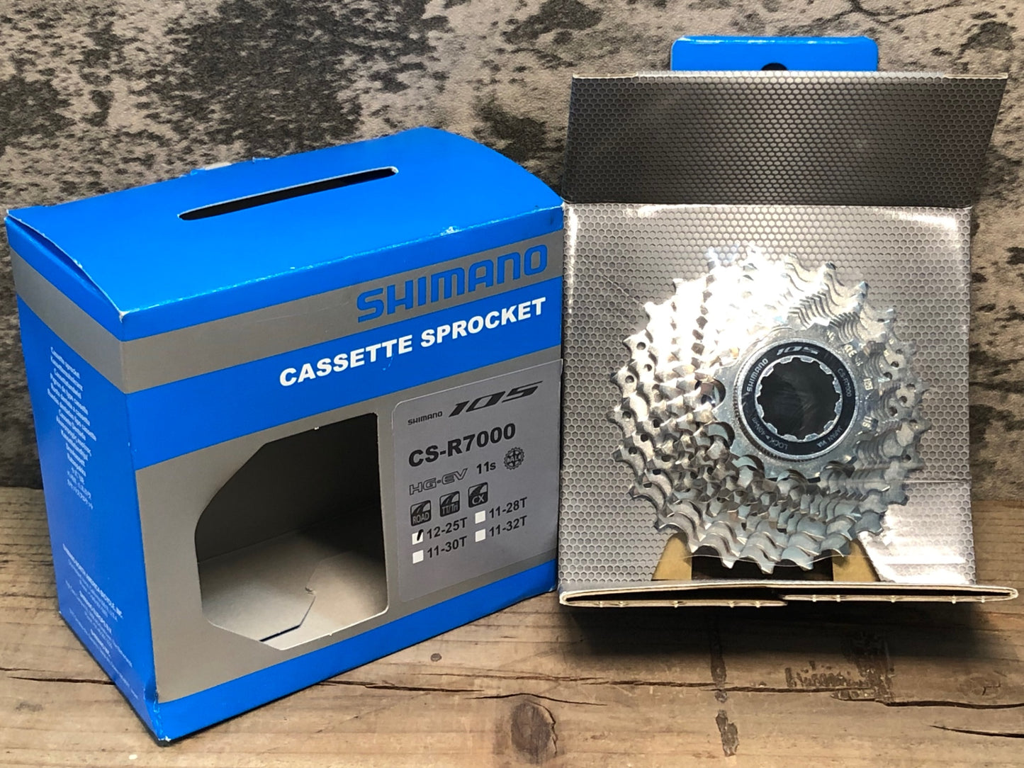 IP505 シマノ SHIMANO 105 CS-R7000 スプロケット 12-25T 11S 未使用品