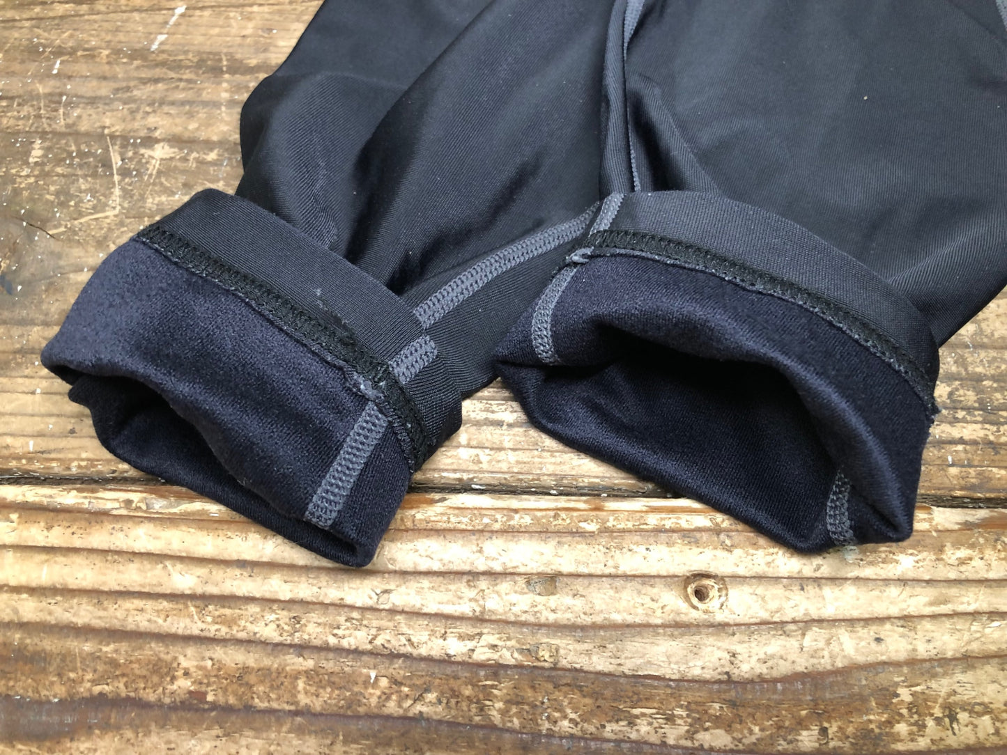 IZ624 パールイズミ PEARL iZUMi レッグウォーマー 黒 L 裏起毛