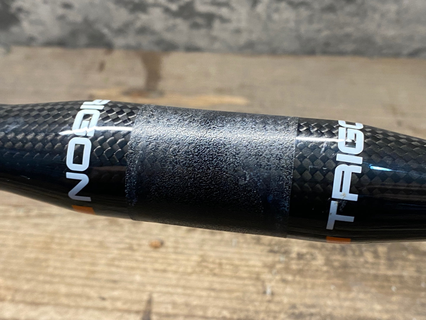 JA305 トライゴン TRIGON カーボン ドロップハンドル 400mm(エンドC-C) Φ31.8