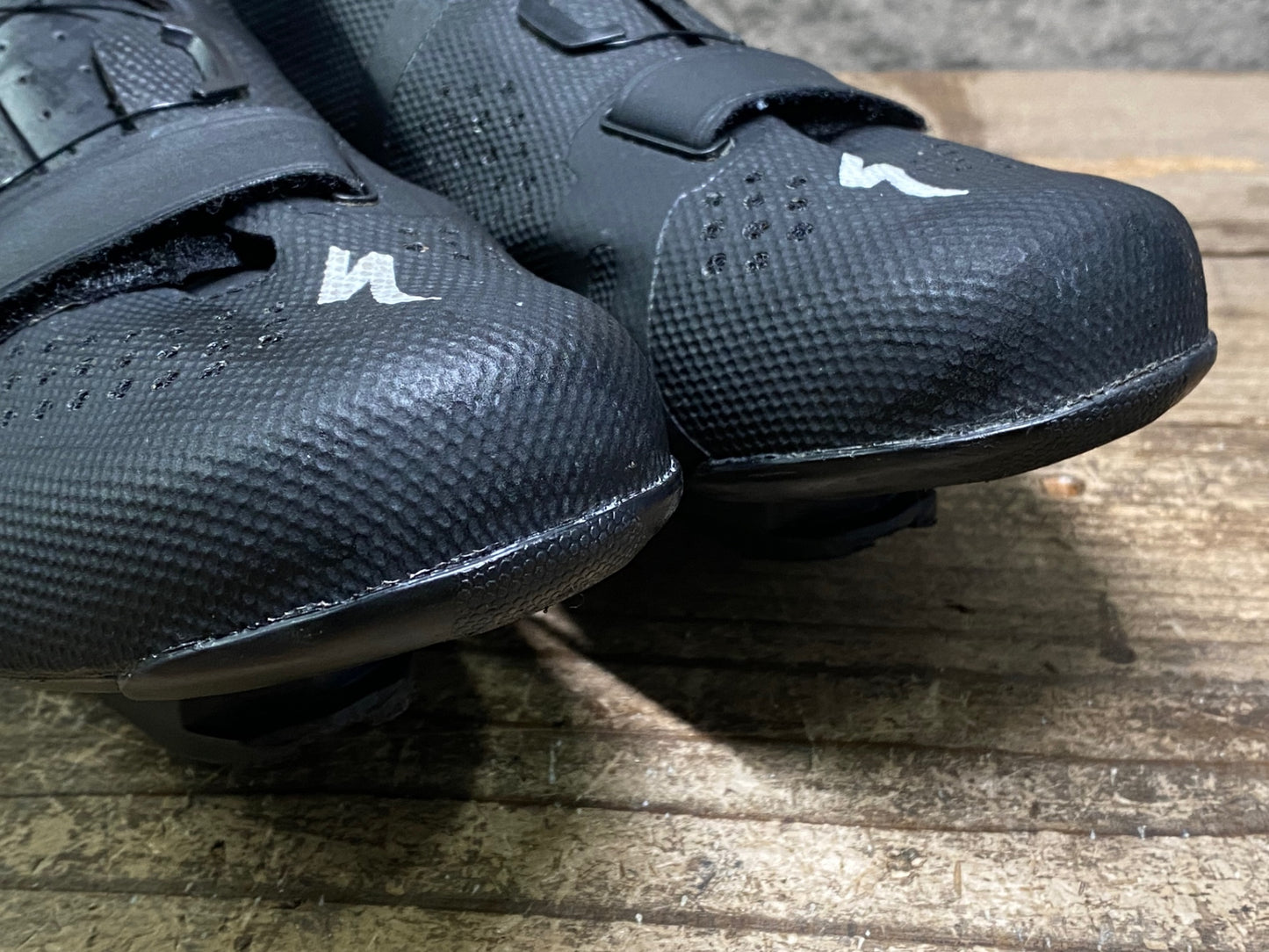 IX290 スペシャライズド SPECIALIZED TORCH 2.0 ビンディングシューズ 3穴 EU42 黒