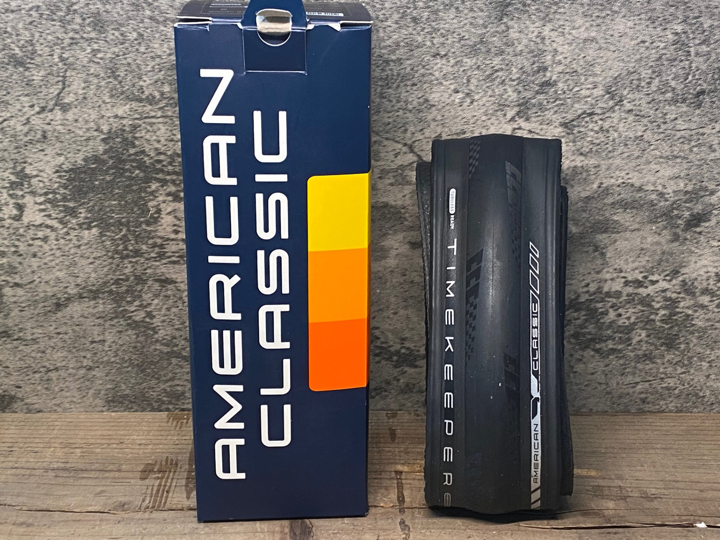 IR404 アメリカンクラシック AMERICAN CLASSIC TIMEKEEPER ULTRALIGHT ROAD TIRE クリンチャータイヤ 700x28c 茶