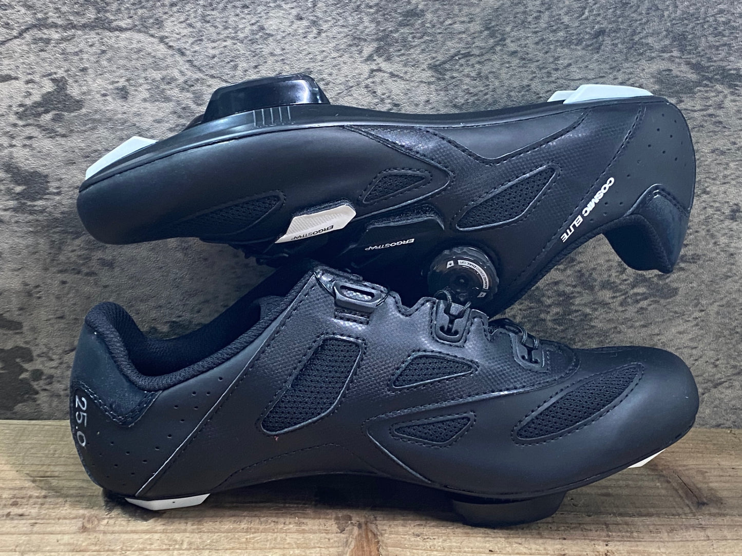 JC698 未使用品 マヴィック MAVIC COSMIC ELITE ビンディングシューズ 黒 EU40 SPDアタッチメント ペン字あり