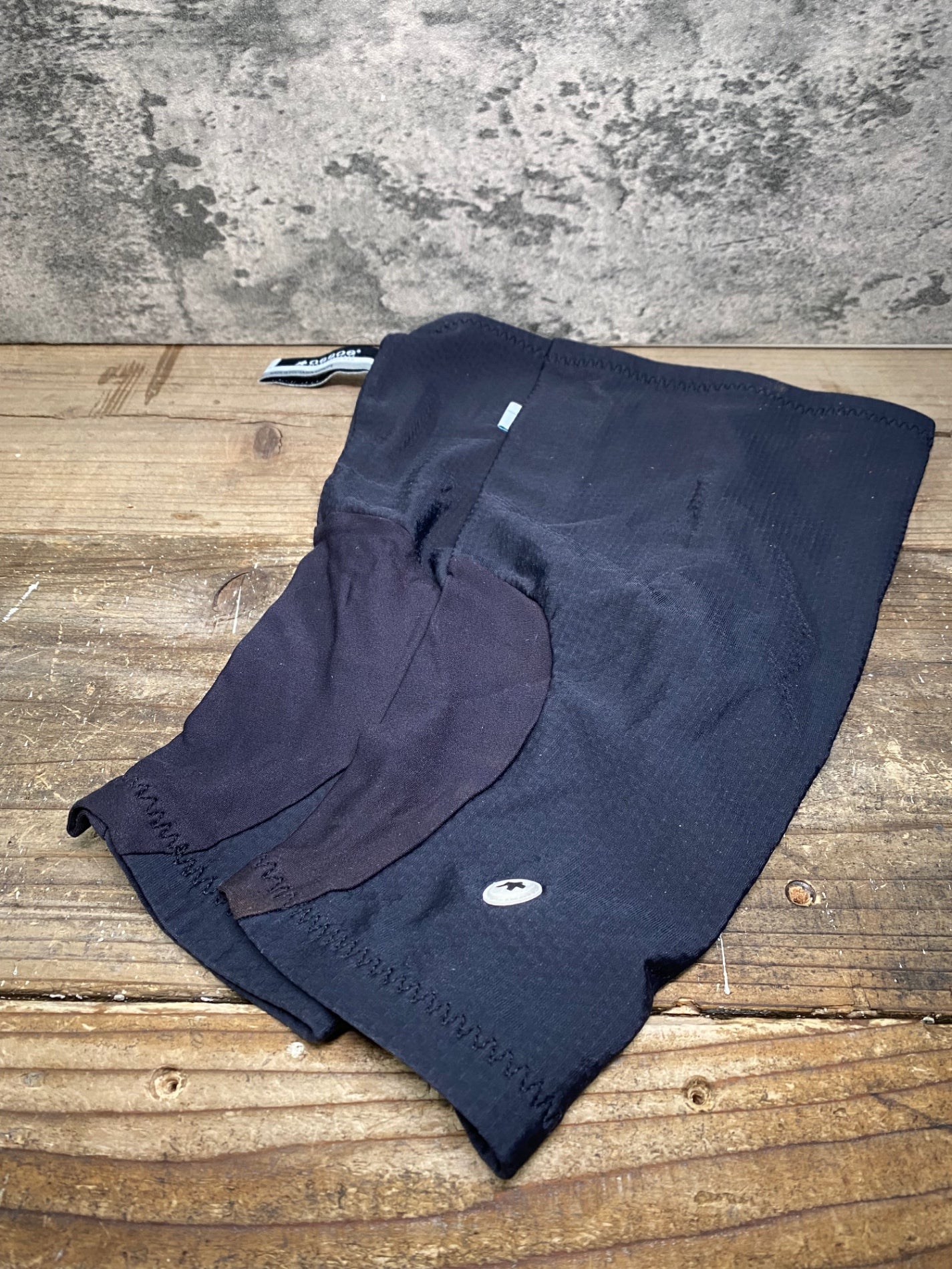 IR605 アソス assos ニーウォーマー 黒 Ⅰ 裏起毛