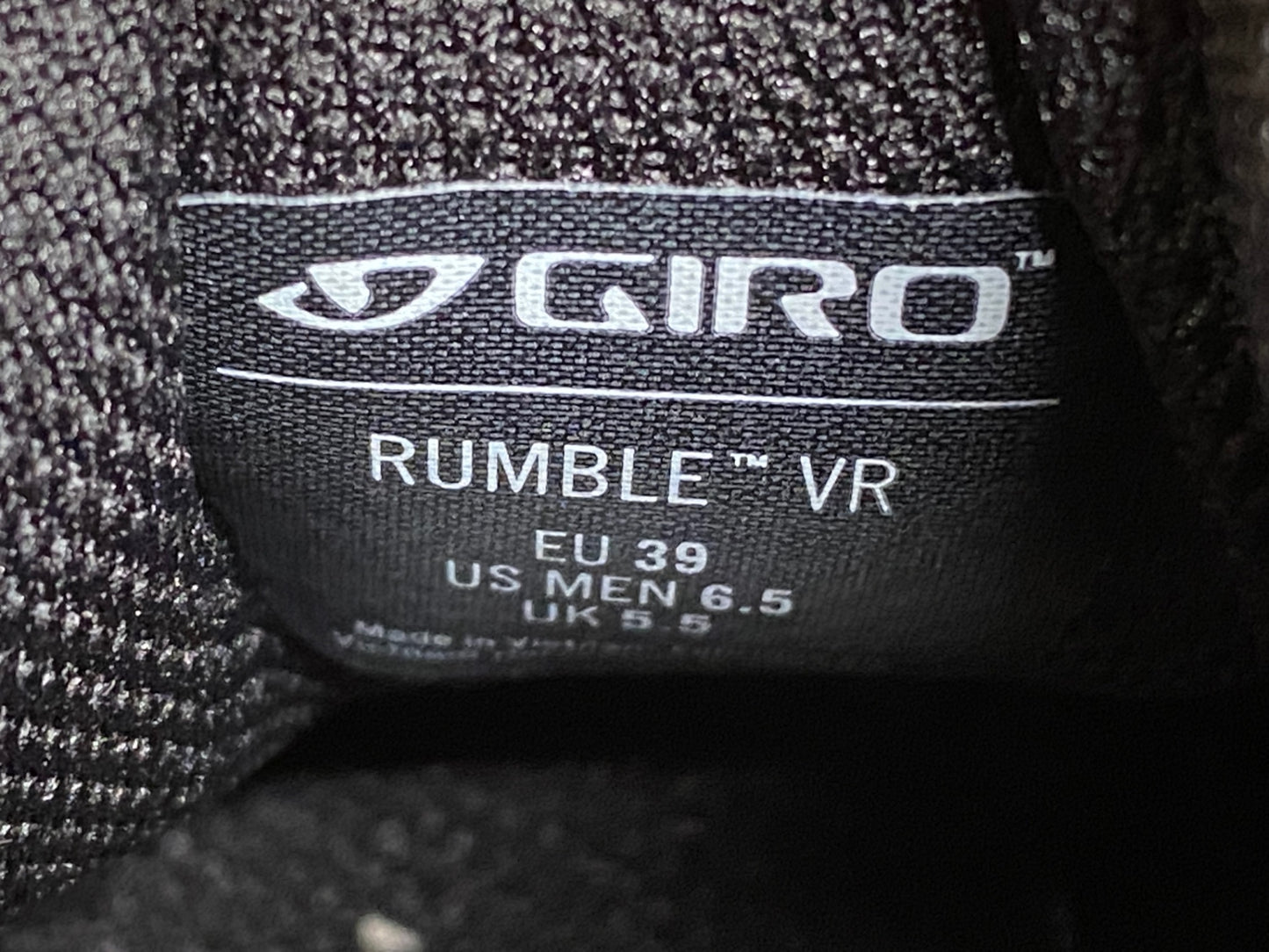 IY533 ジロ GIRO RUMBLE VR ビンディングシューズ 2穴 黒 EU39