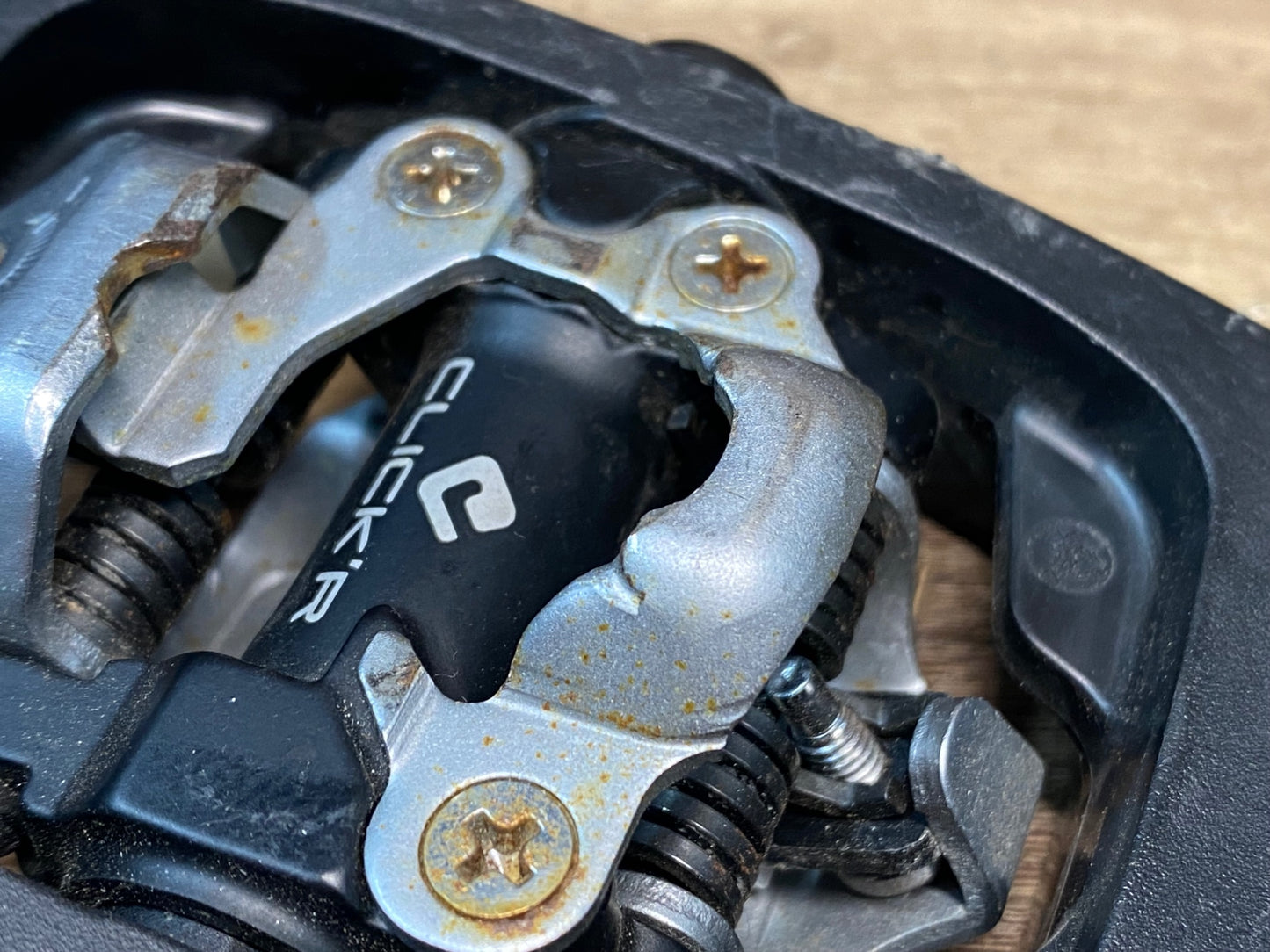 ID888 シマノ SHIMANO PD-T400 SPD ビンディングペダル 黒