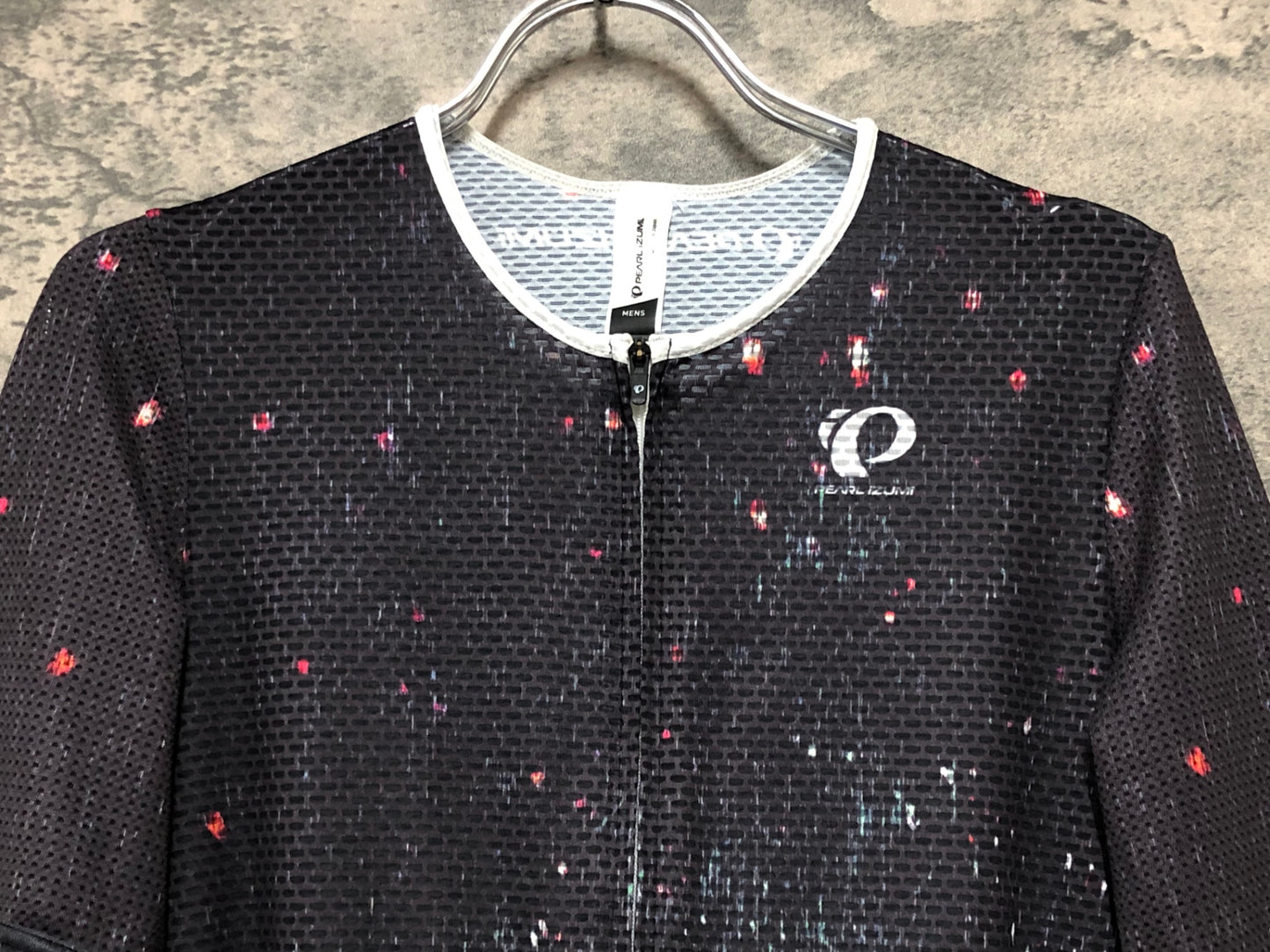 IV482 パールイズミ PEARL iZUMi サイクルジャージ 半袖 黒
