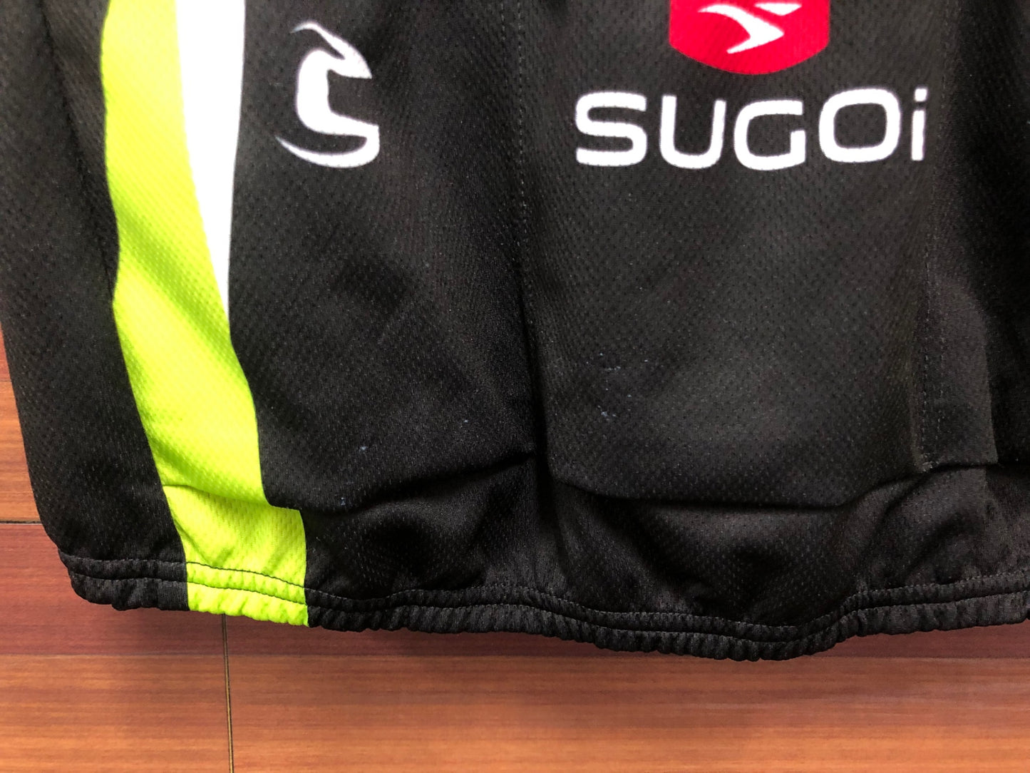 IP654 スゴイ SUGOI LIQUIGAS 半袖 サイクルジャージ 黒 XLサイズ
