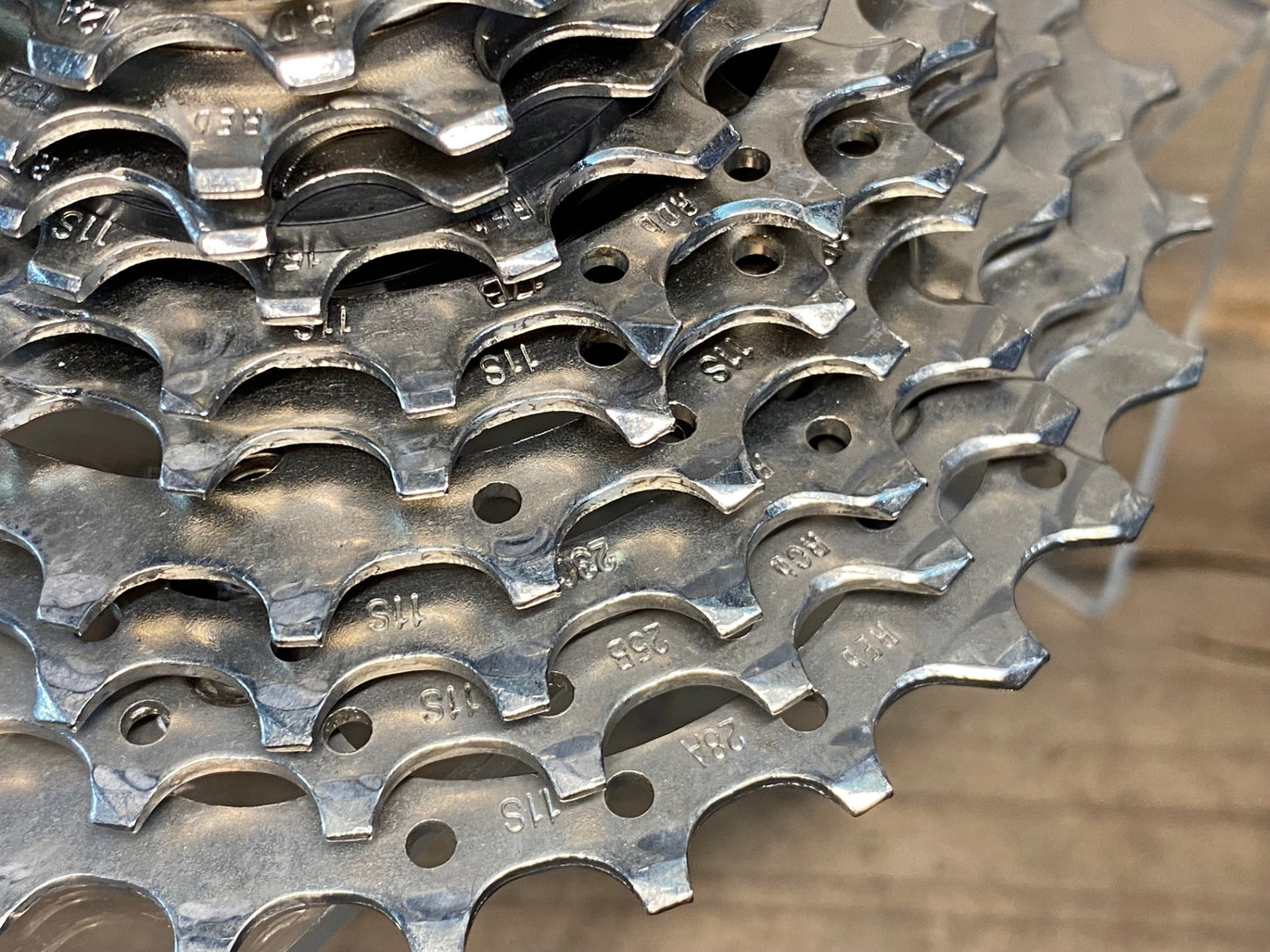 IX266 シマノ SHIMANO 105 CS-R7000 スプロケット 11-28T 11S
