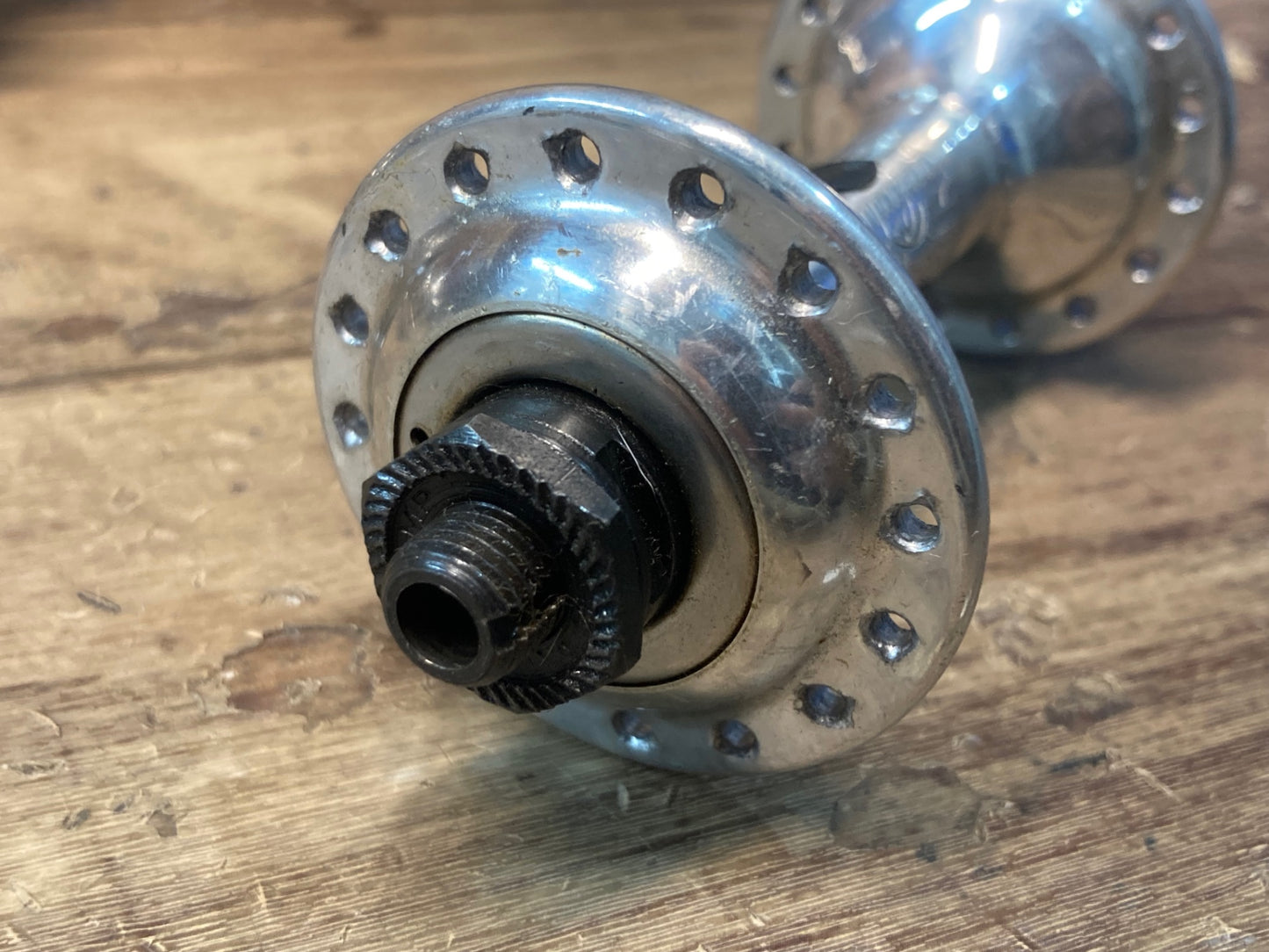 IL963 カンパニョーロ Campagnolo レコード RECORD ハブセット 32H OLD100×126mm BSCネジ クイック非純正
