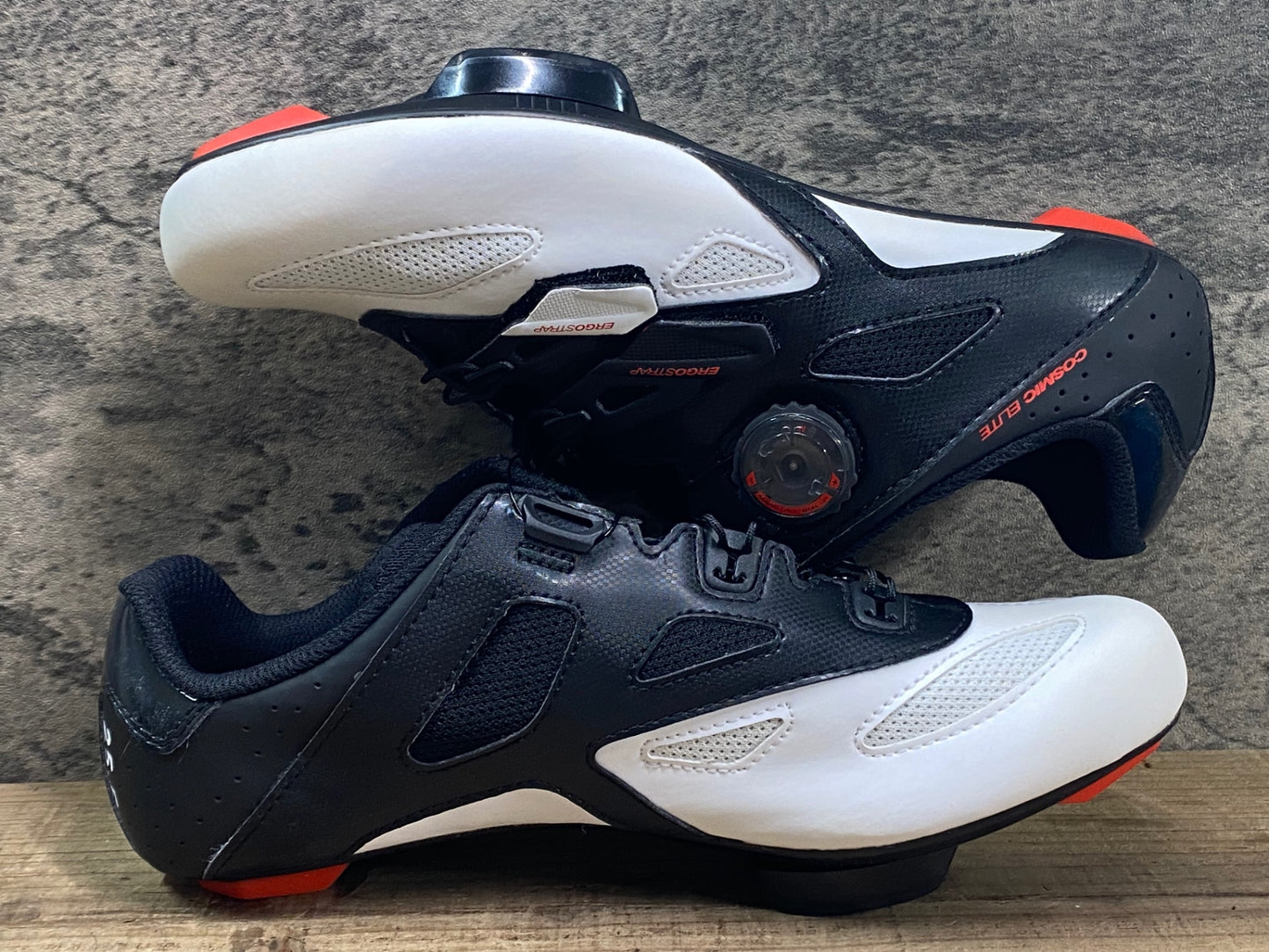 JC702 未使用品 マヴィック MAVIC COSMIC ELITE ビンディングシューズ 黒白 EU40 2/3 SPDアタッチメント ペン字あり