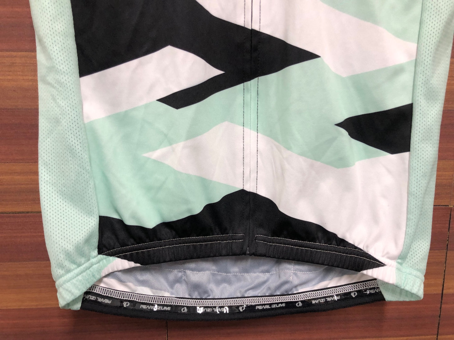 IK352 パールイズミ PEARLiZUMi 半袖 サイクルジャージ 黒白ライムグリーン M