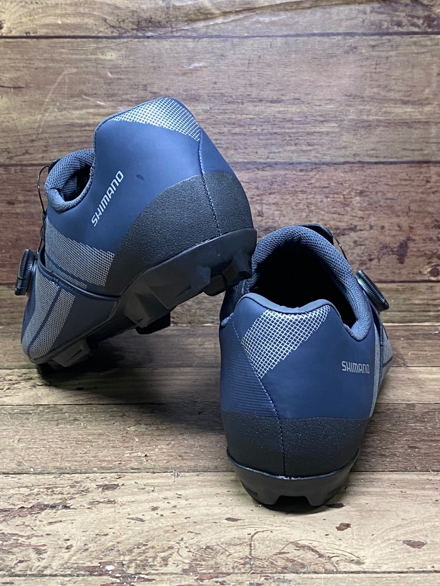 ID197 シマノ SHIMANO XC3 SH-XC300 ビンディングシューズ SPD 2つ穴 EUR44 27.8cm 紺 SPD ※美品
