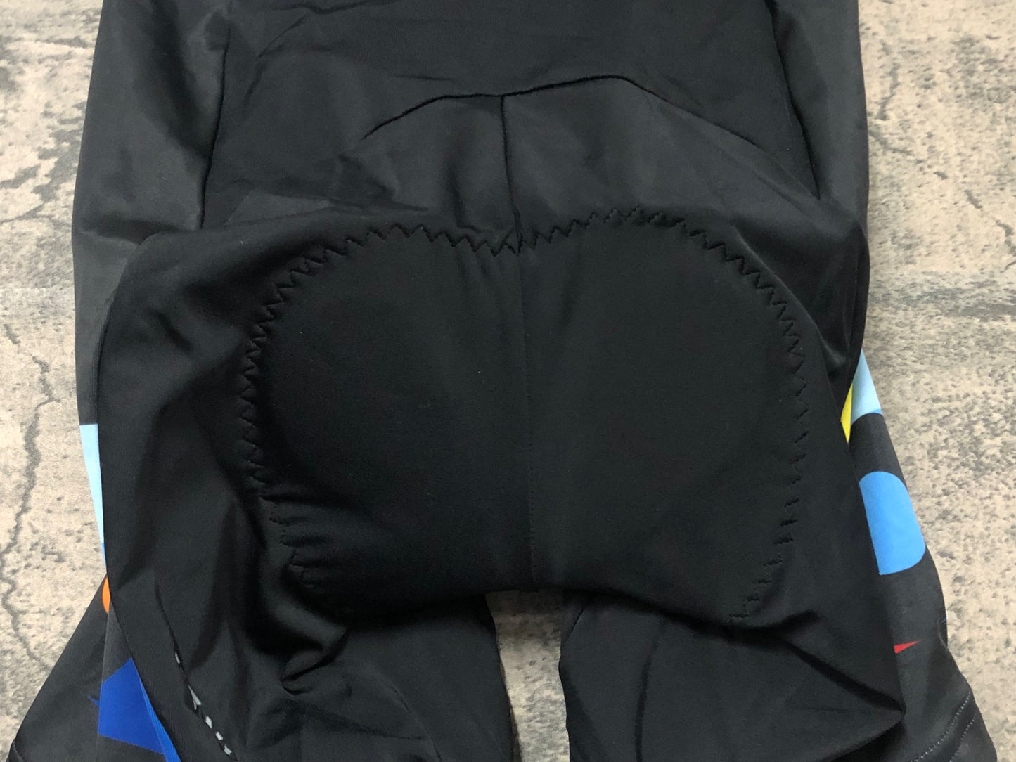IW594 ツインシックス TWINSIX レーサーパンツ 黒 women's M 未使用品