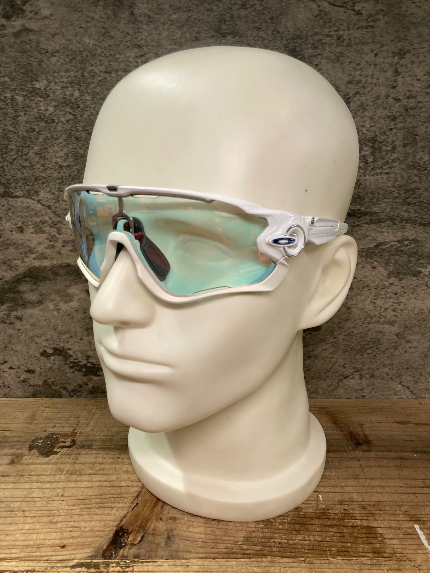 IV542 オークリー OAKLEY ジョウブレイカー JAWBREAKER サングラス アイウェア 白 ※汚れ