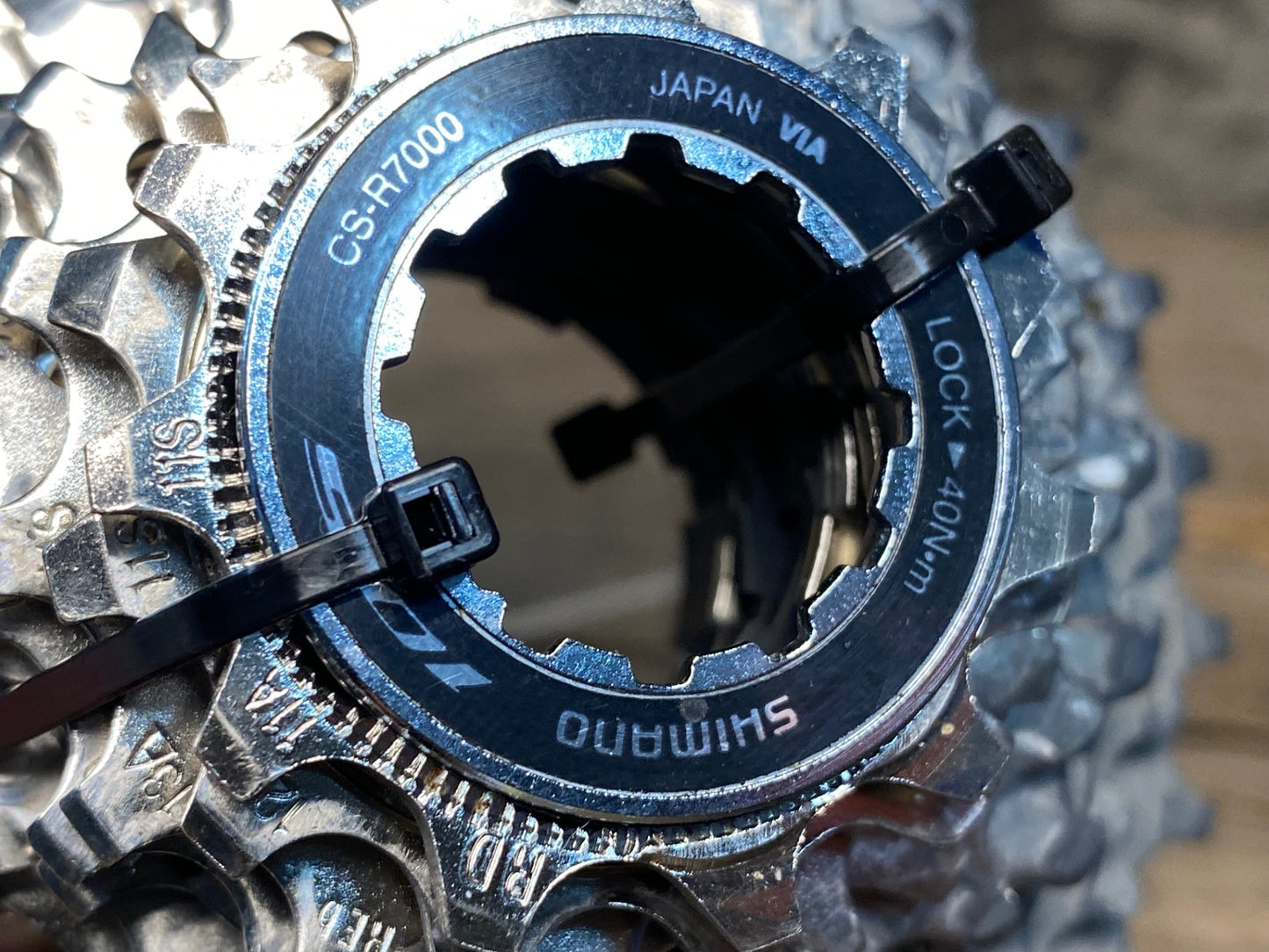 IX266 シマノ SHIMANO 105 CS-R7000 スプロケット 11-28T 11S